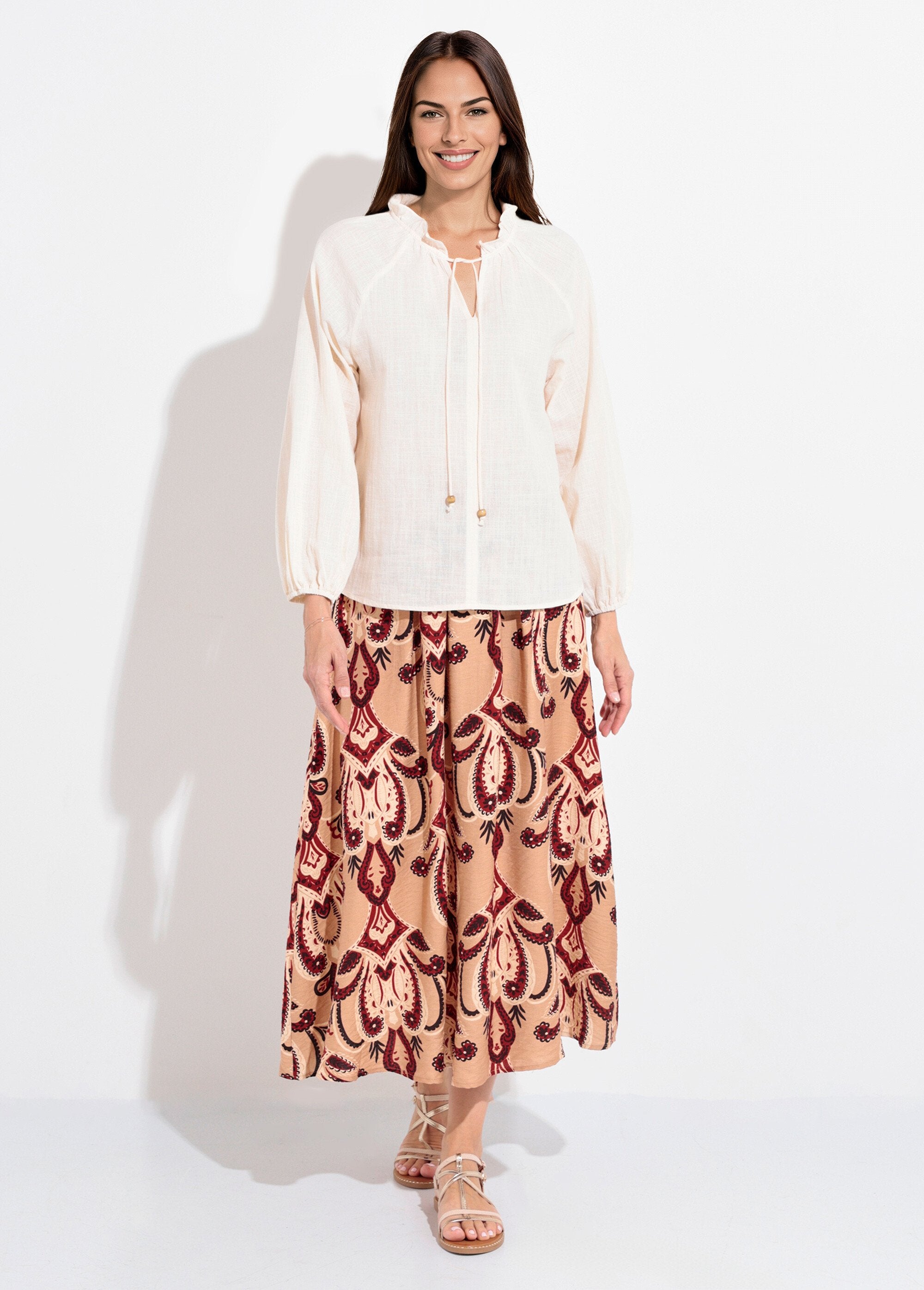 Blusa_holgada_con_cuello_en_V_y_lazo_Beige_SF1_slim