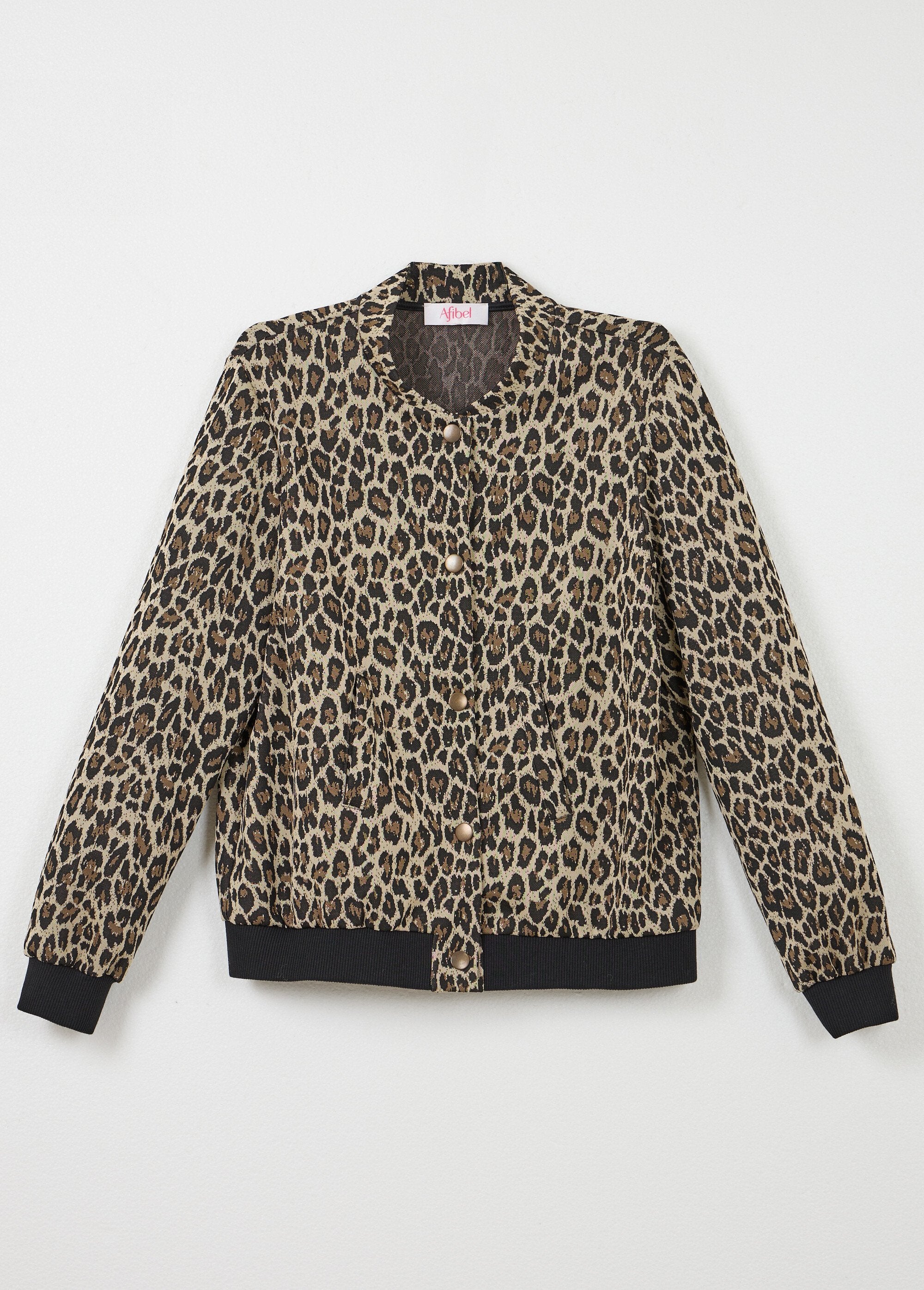 Chaqueta_estilo_bomber_con_estampado_de_piel_animal_y_cierre_a_presión_Beige_y_negro_AP1_slim