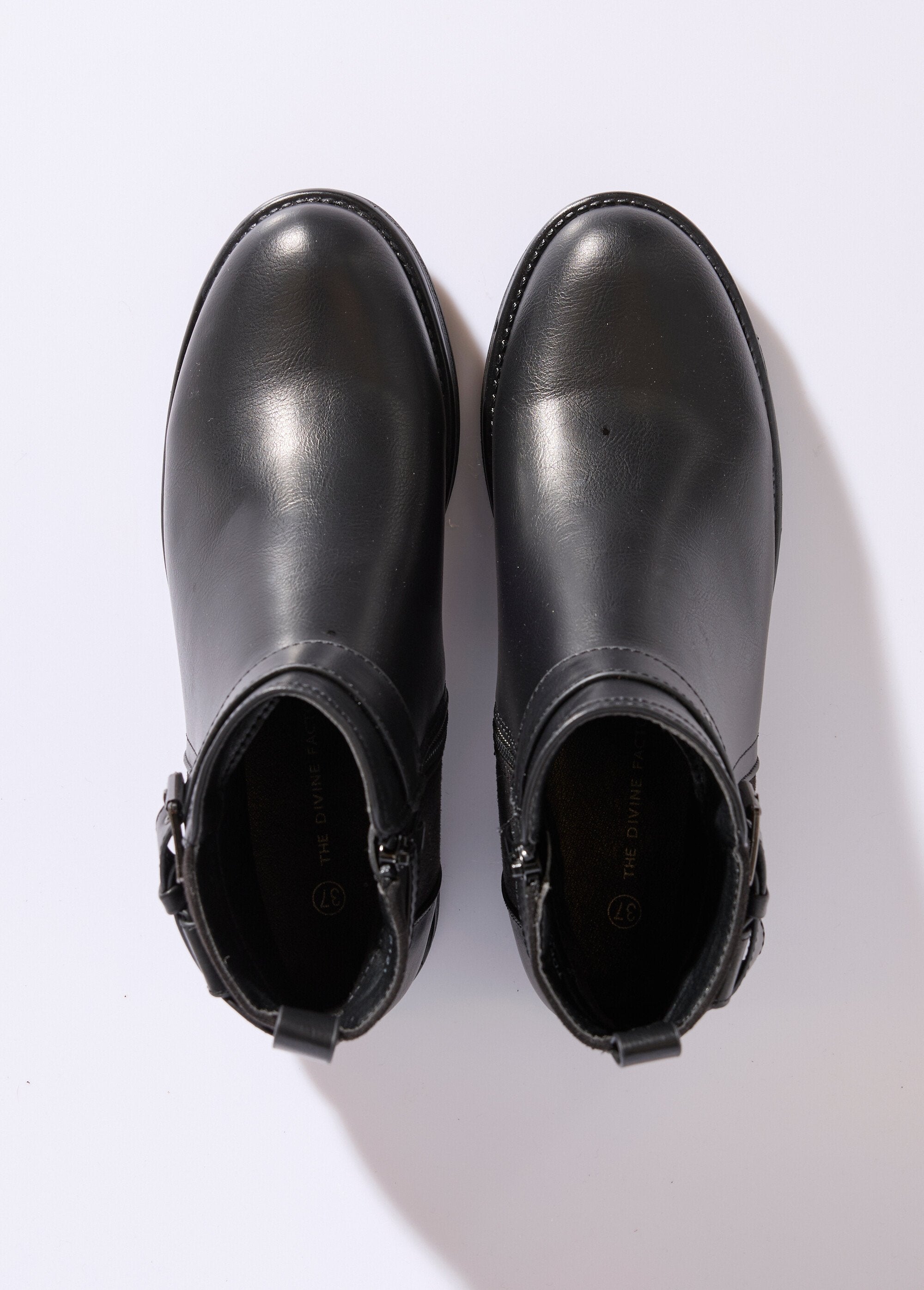 Botas_bimateriales_con_tira_en_el_tobillo_Negro_OV1_slim