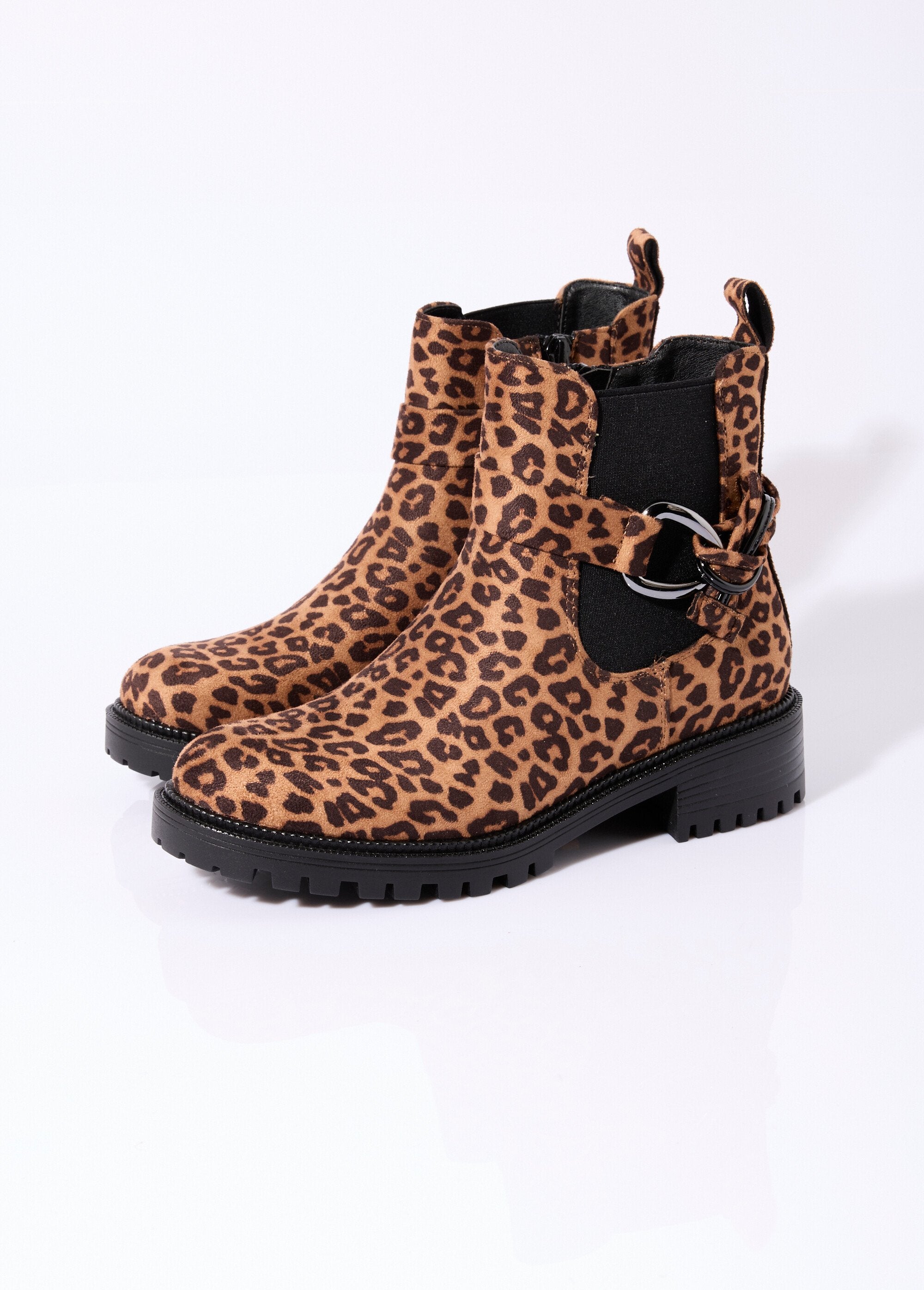 Botas_planas_de_ante_con_estampado_de_leopardo_Leopardo_DE1_slim
