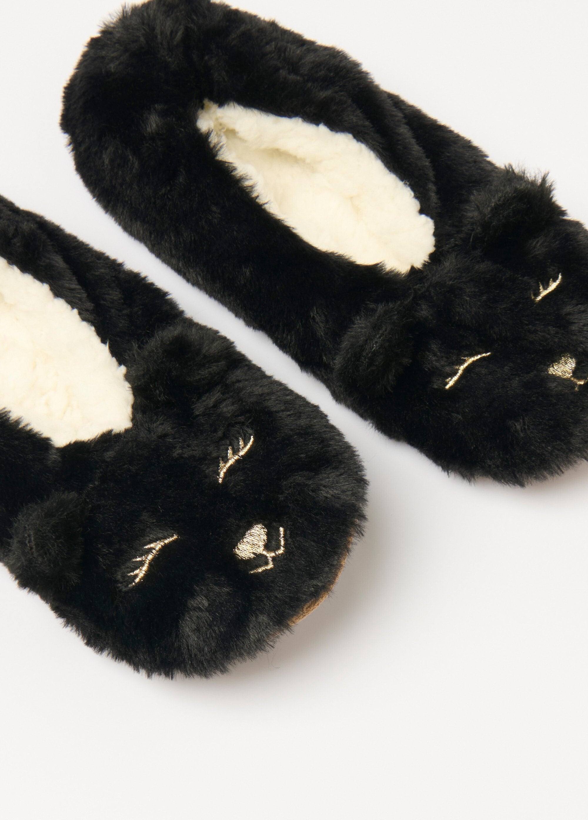 Pantuflas_cálidas_de_piel_sintética_de_animal_Negro_DE1_slim
