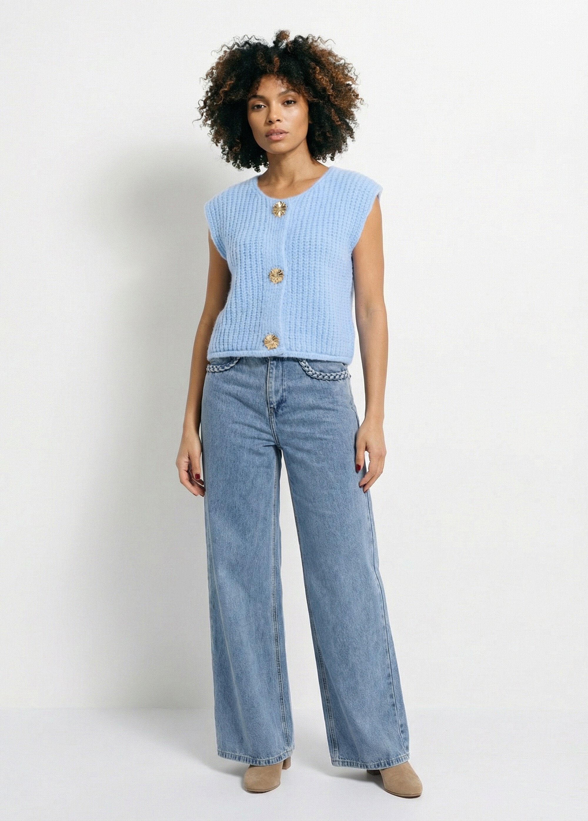 Chaleco_sin_mangas_con_botones_joya_Cielo_SF1_slim