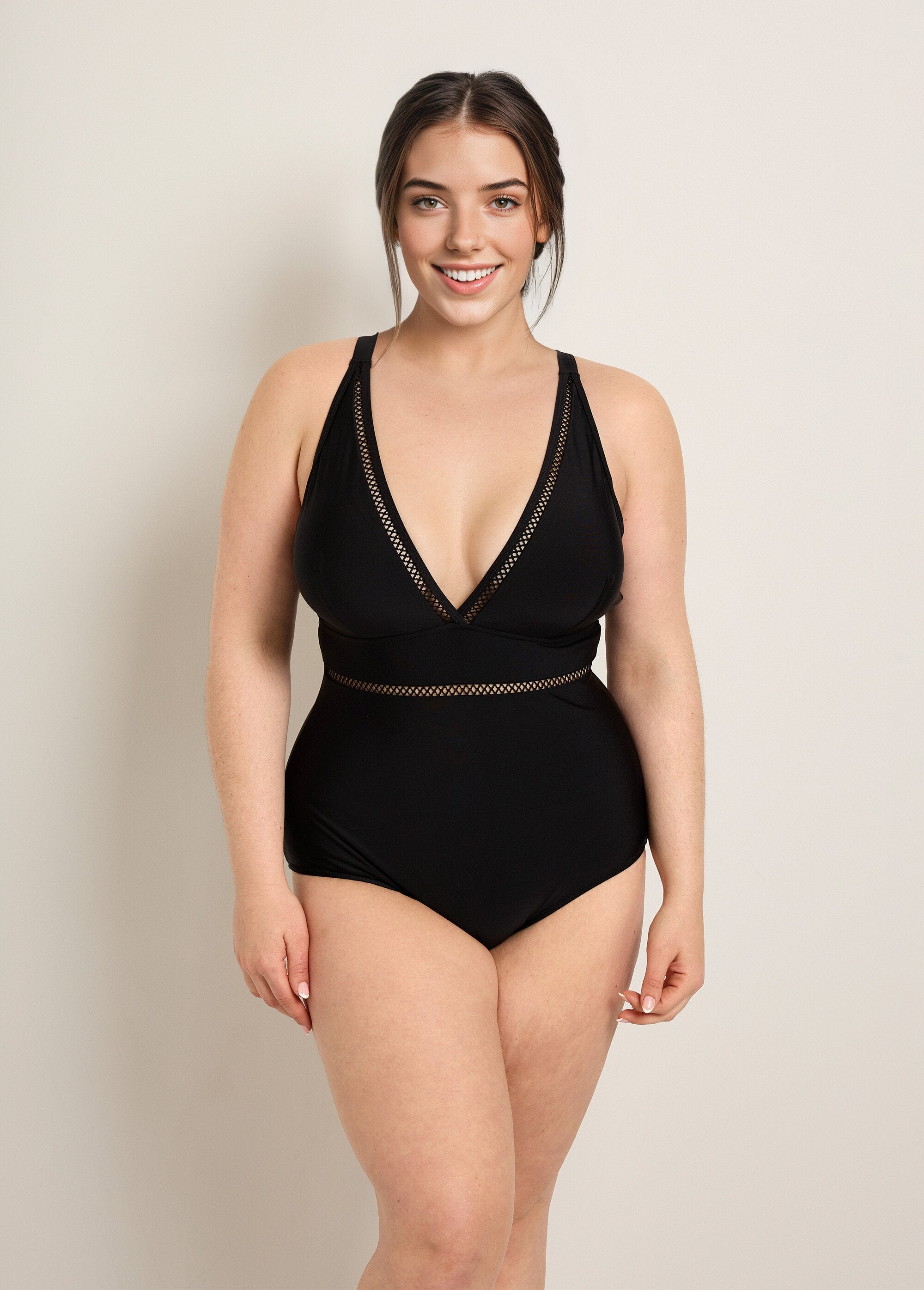 Traje_de_baño_de_una_pieza_con_detalles_de_encaje._Negro_FA1_curvy