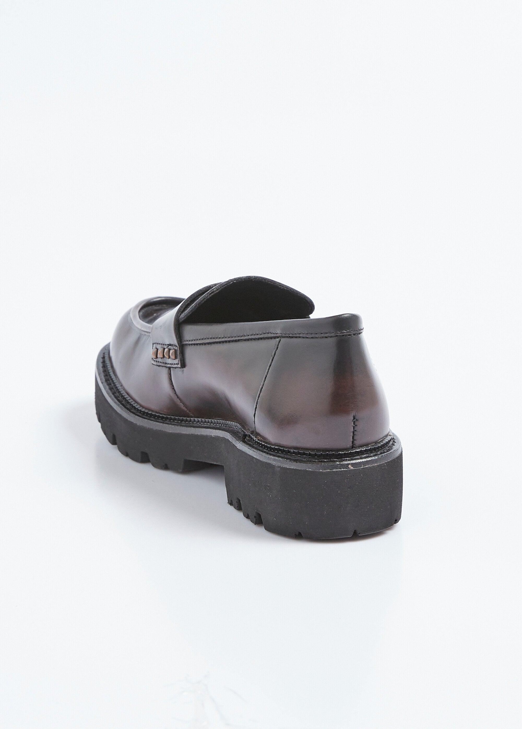 Mocasines_de_piel_con_suela_gruesa_y_dentada_Castaño_DO1_slim