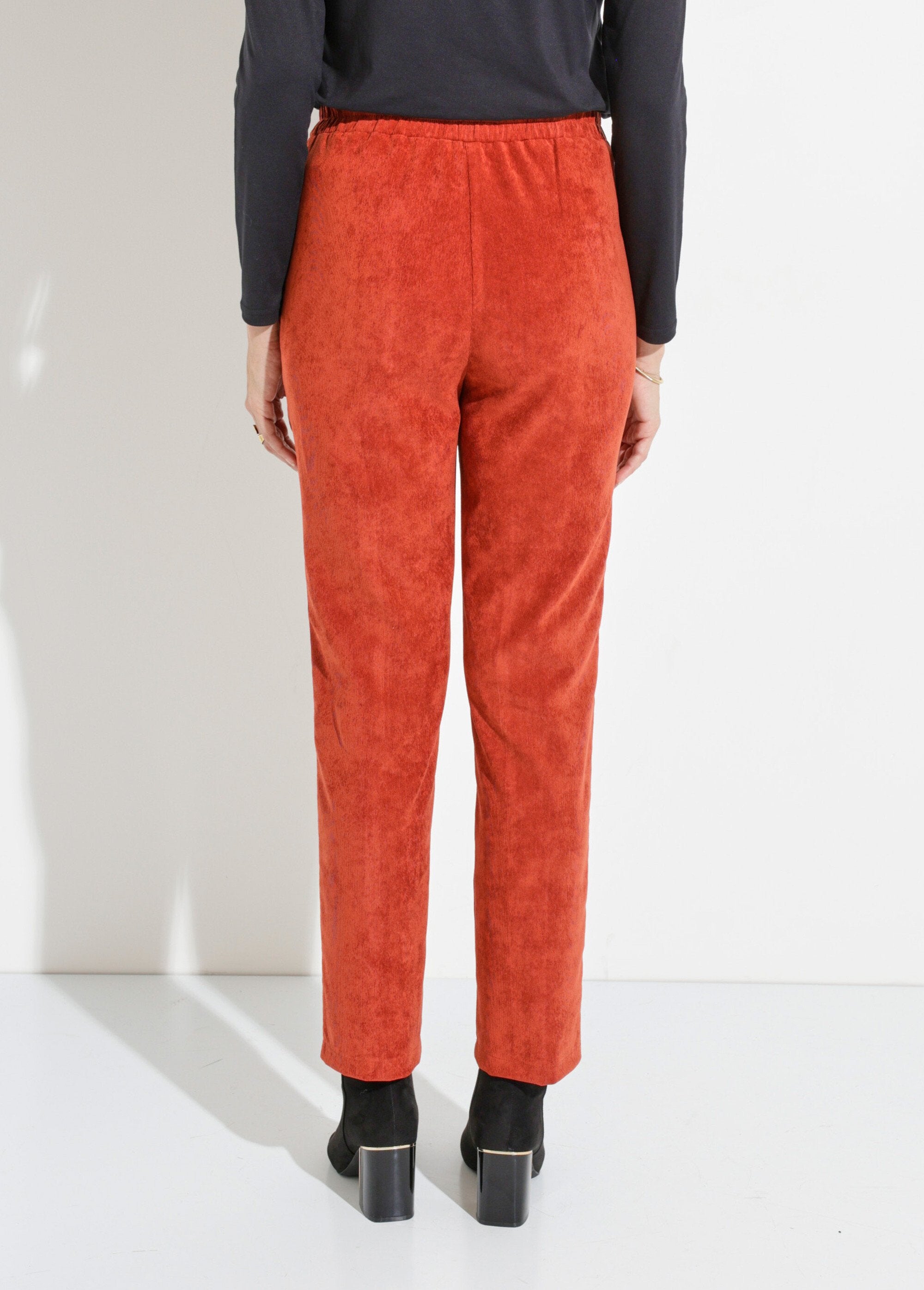 Pantalón_recto_con_cintura_elástica_y_terciopelo_milrayas_Picante_DO1_slim