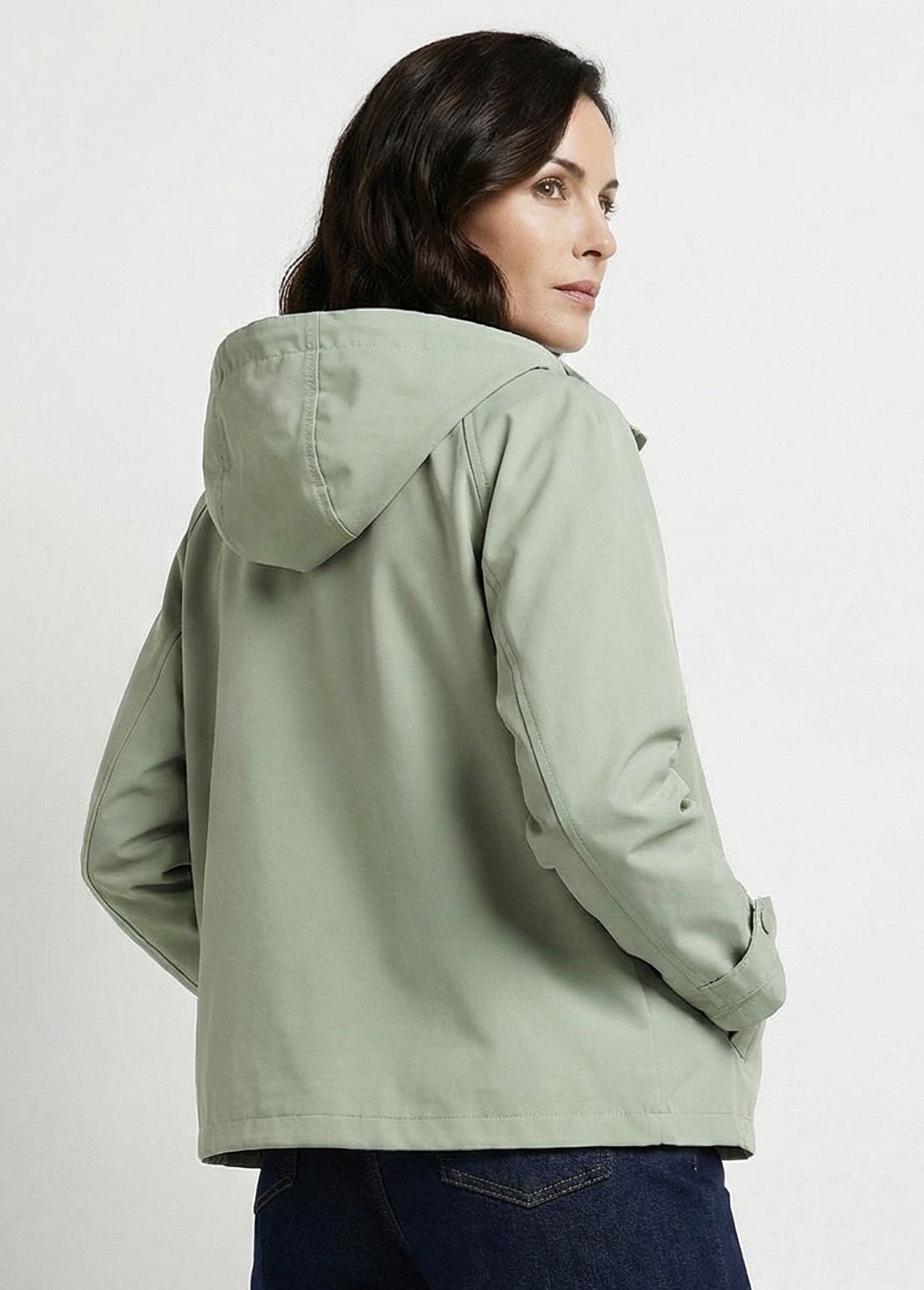 Parka_corta_ligera_e_impermeable_Caqui_DO1_slim