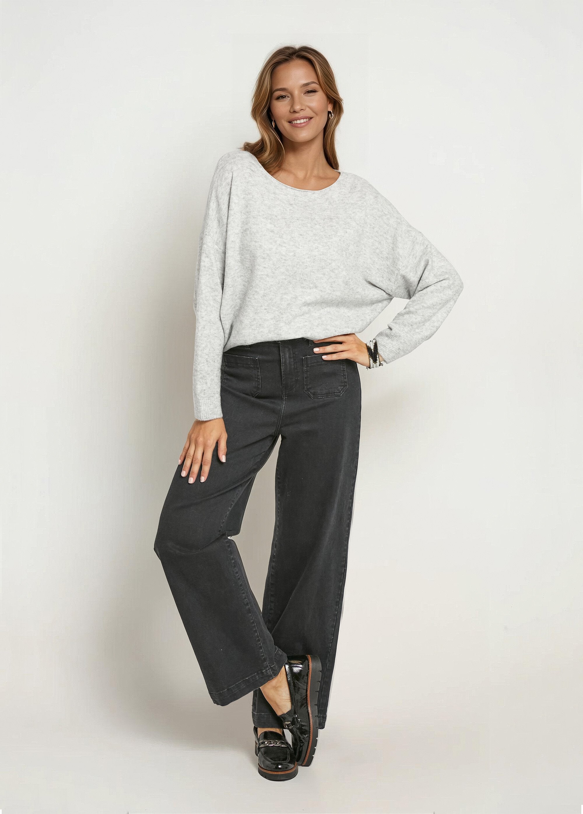 Suéter_cálido_de_lana_con_escote_barco_Gris_claro_SF1_slim