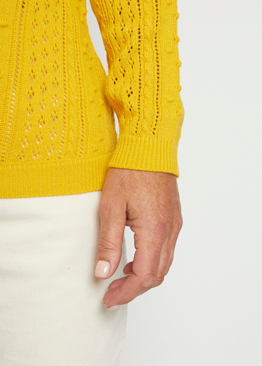 Jersey_calado_de_cuello_redondo_con_bolas_Miel_DE2_slim