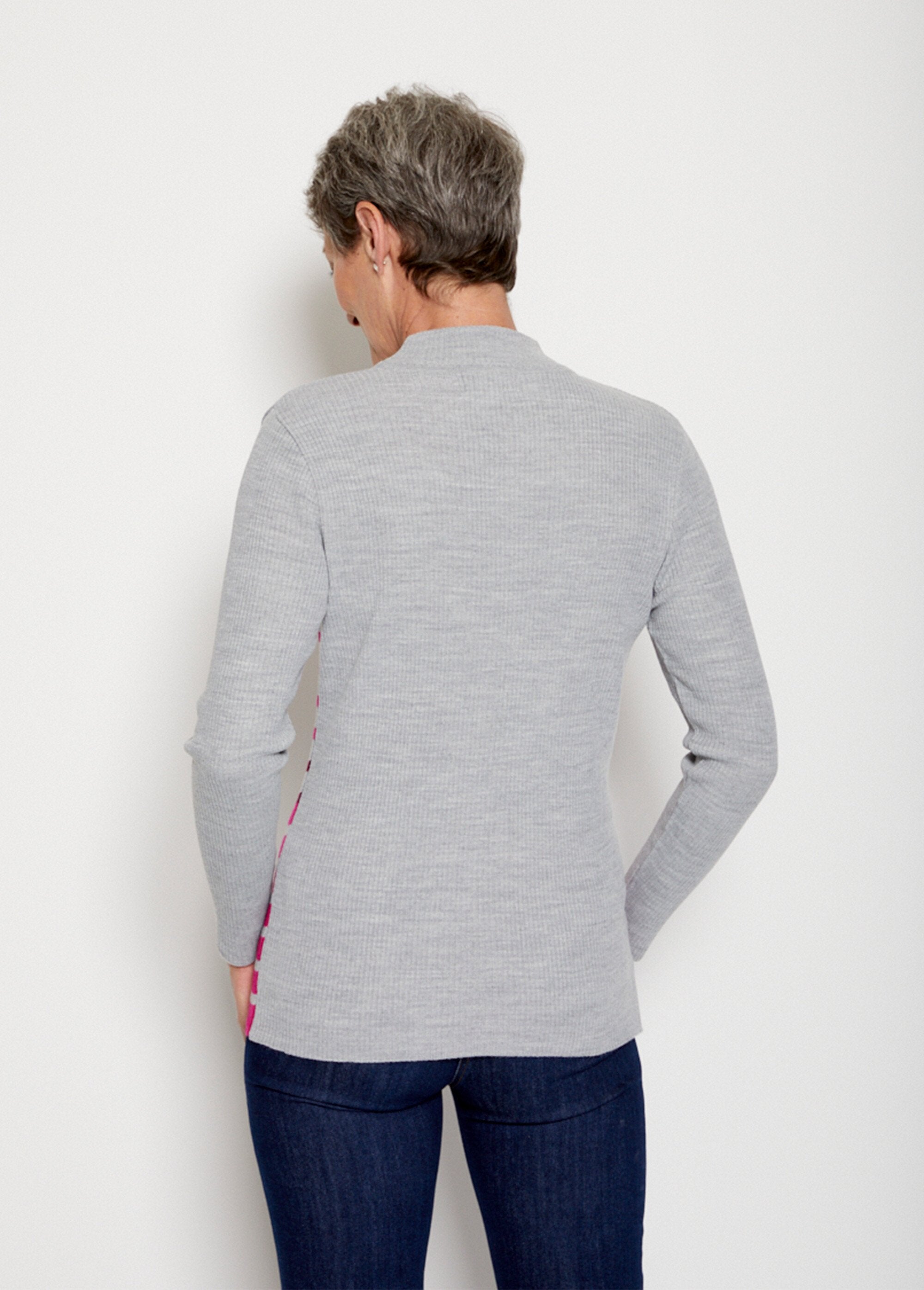 Jersey_corto_de_punto_canalé_con_cuello_alto_raya_fucsia_DO1_slim
