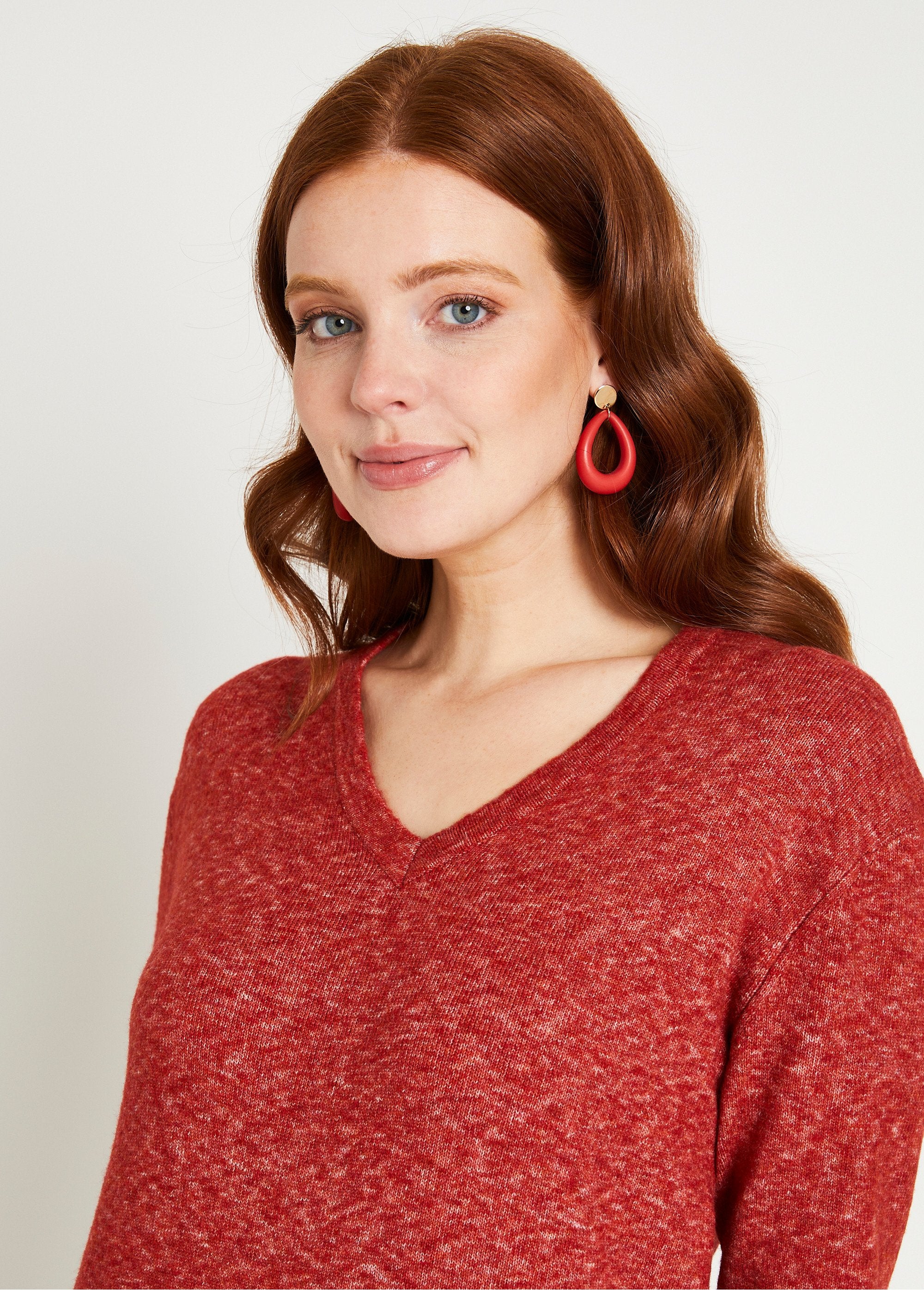 Jersey_túnica_largo_de_lana_jaspeada_con_cuello_en_V_Ladrillo_DE1_slim