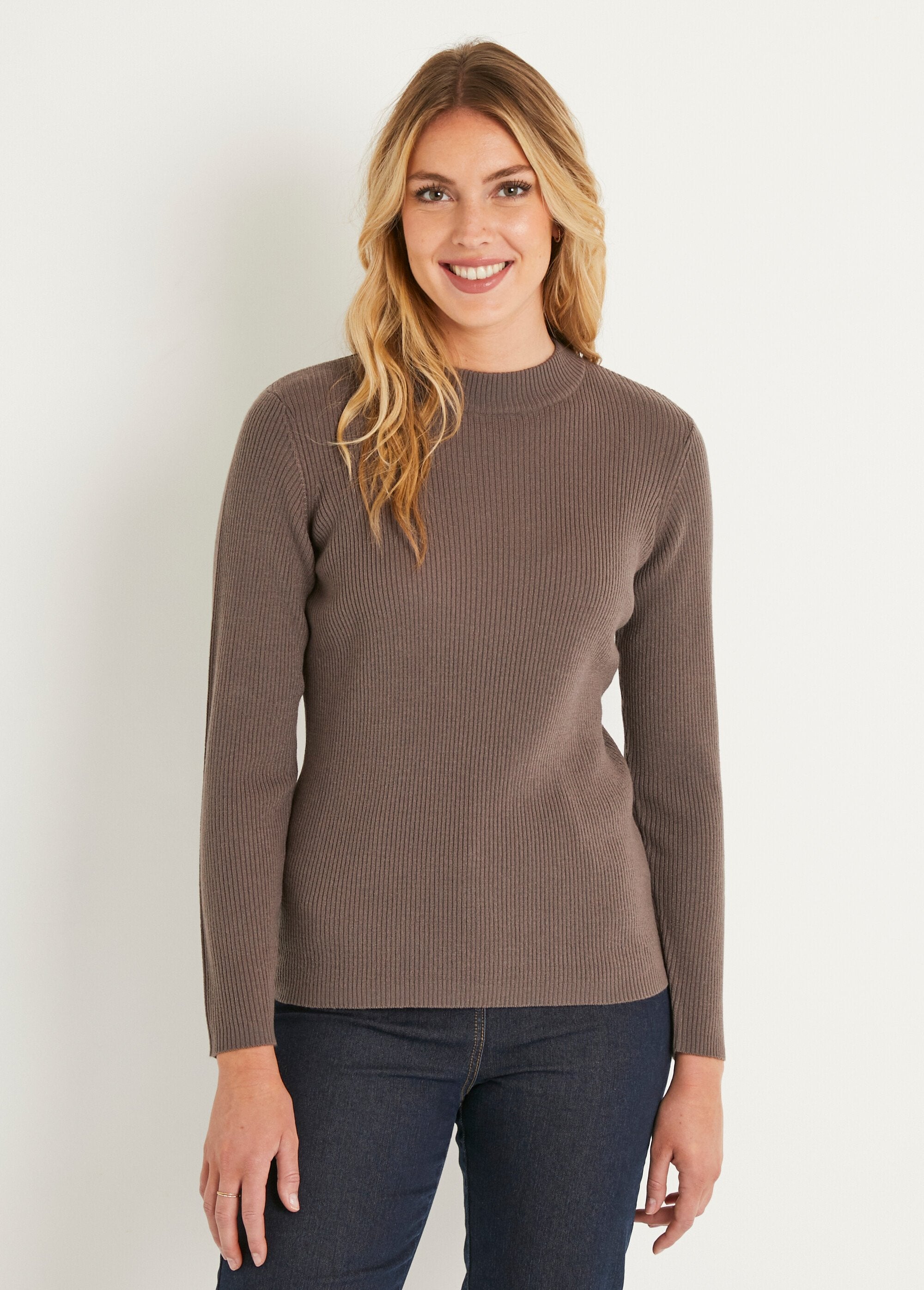 Jersey_corto_de_punto_canalé_con_cuello_alto_Lunar_FA1_slim