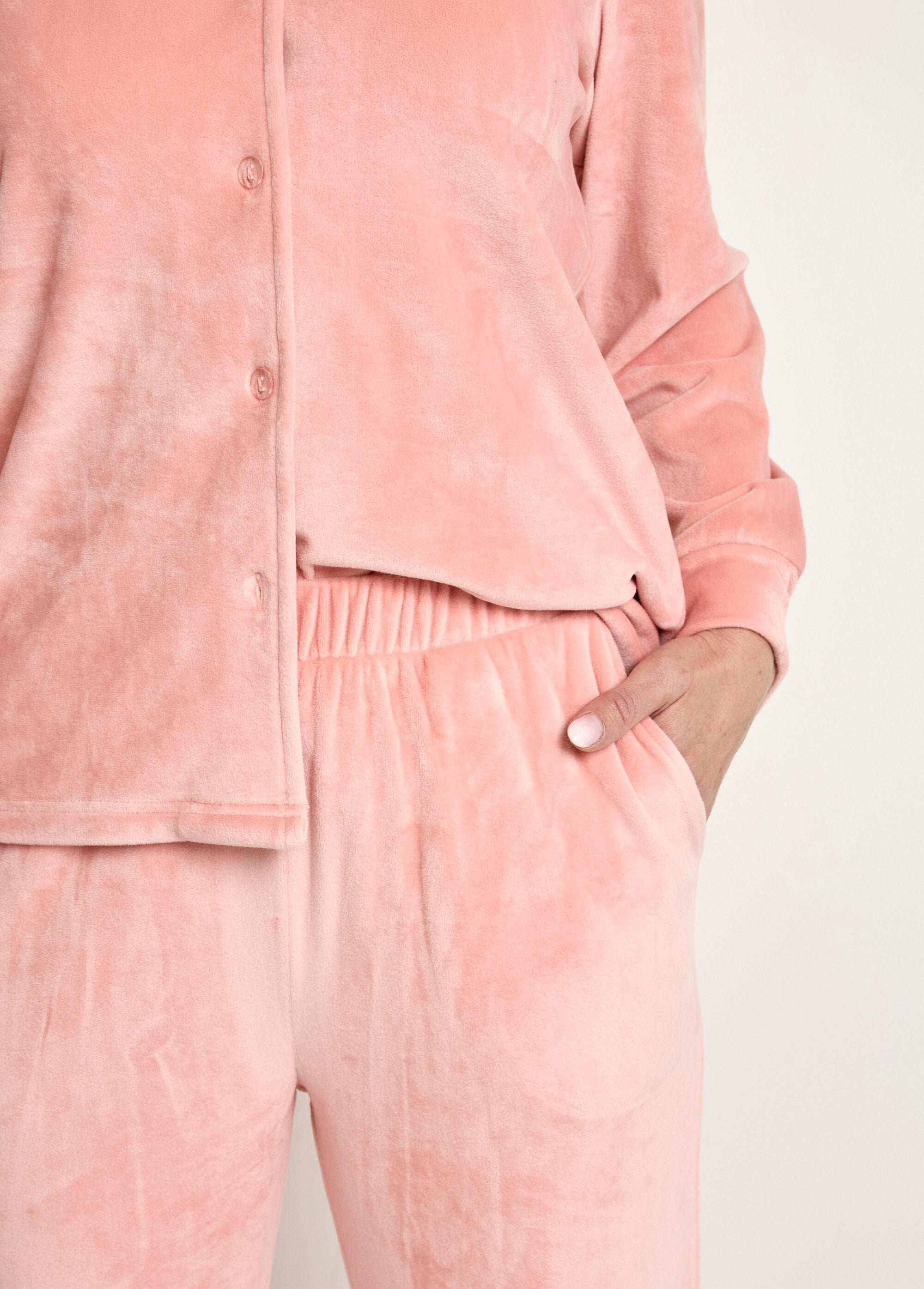 Pijama_de_terciopelo_elástico_con_botones_largos_Rosa_DE2_slim