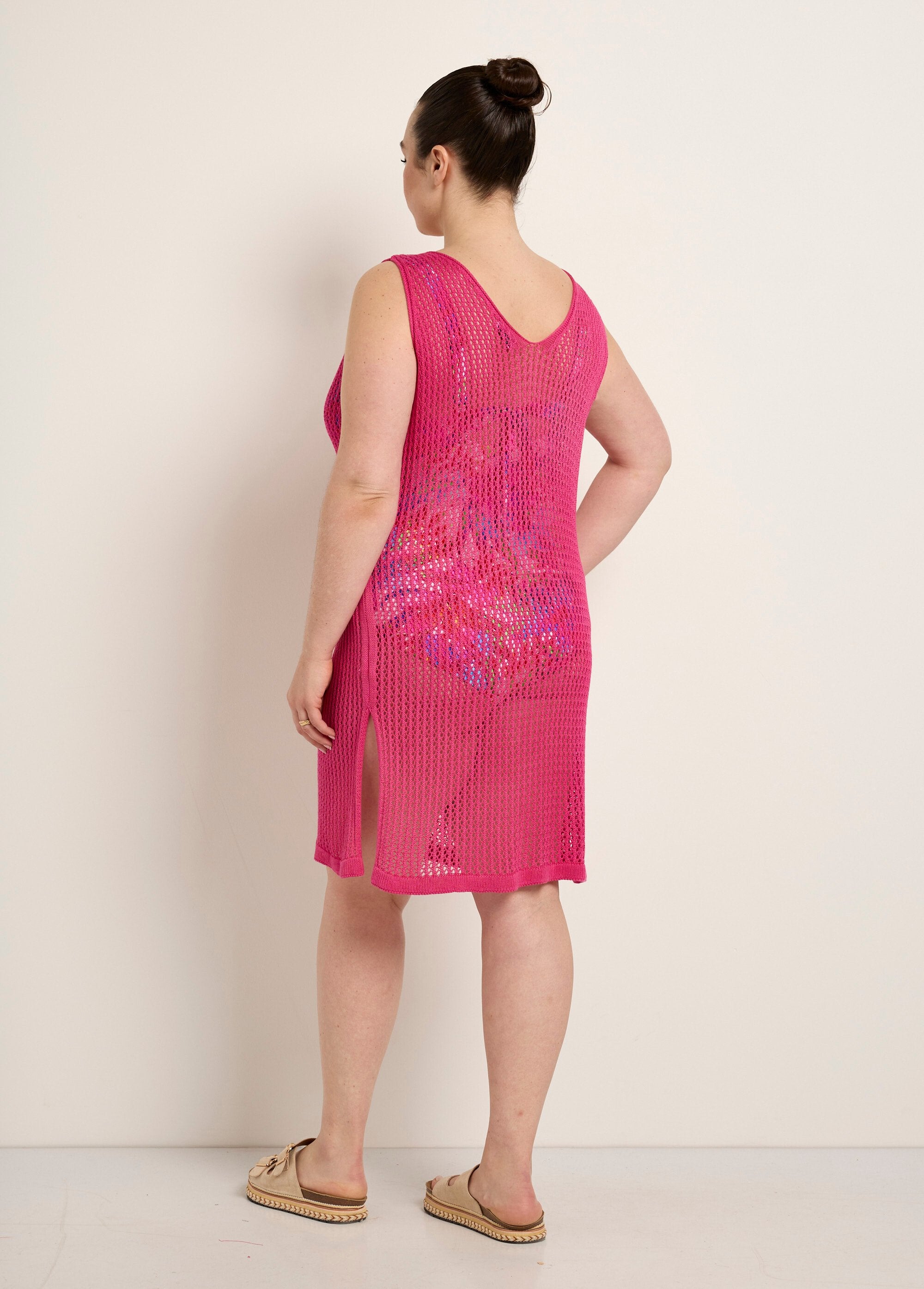 Vestido_de_playa_de_malla_sin_mangas_Fucsia_DO1_curvy