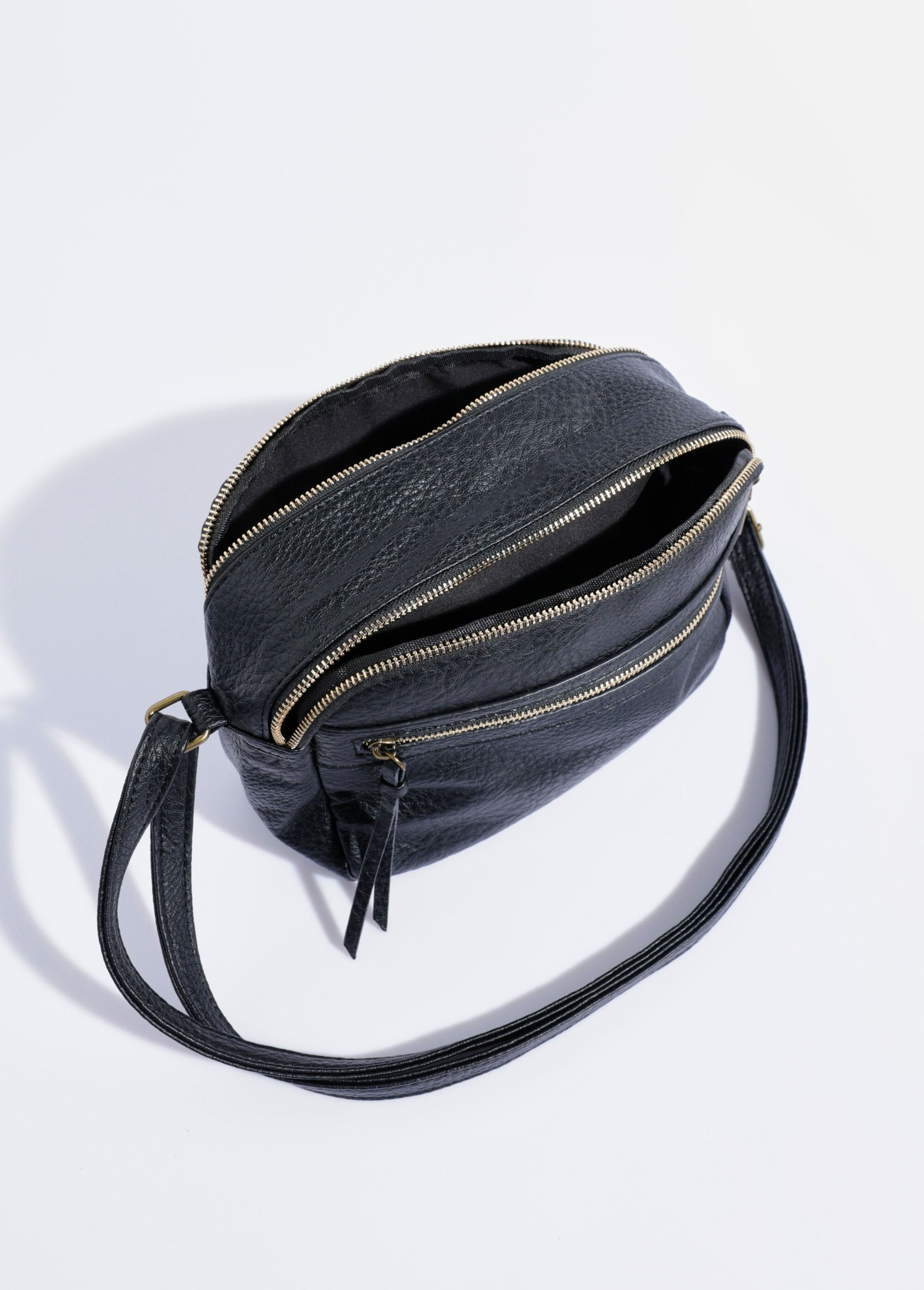 Bolso_compacto_con_doble_cremallera_metálica_Negro_OV1_slim