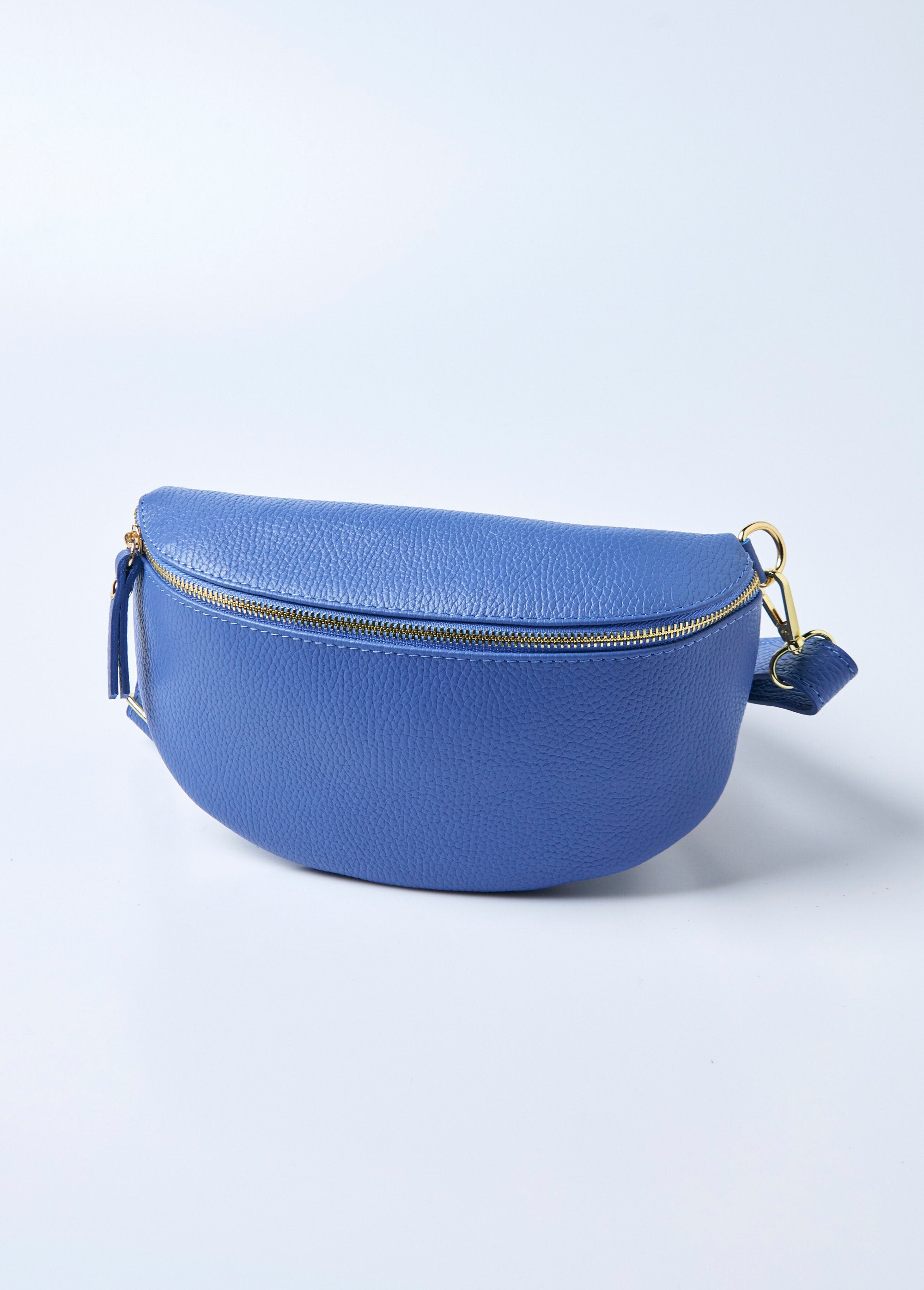 Riñonera_de_cuero_con_cremallera_y_correa_para_el_hombro_azul_brillante_DE1_slim