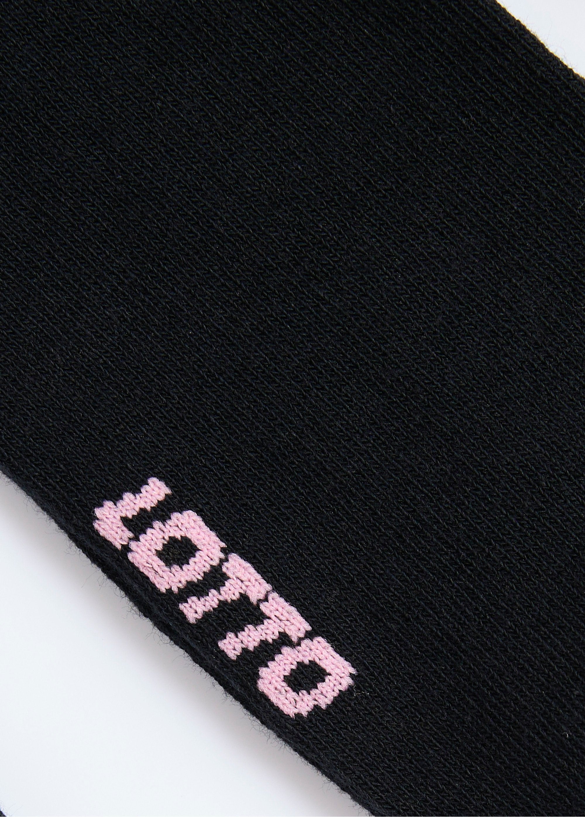 Calcetines_con_logo_colorido_Negro_DE3_slim