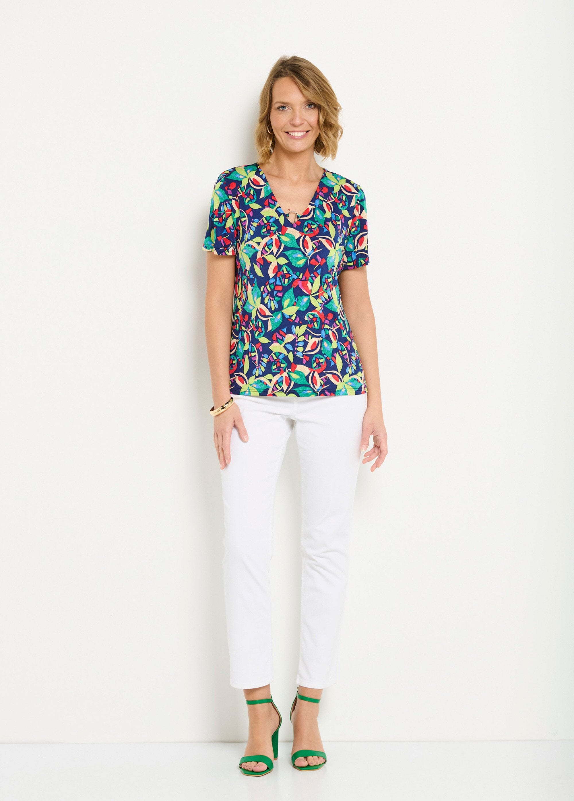 Camiseta_de_manga_corta_lisa_o_estampada_azul_marino_y_verde_SF1_slim