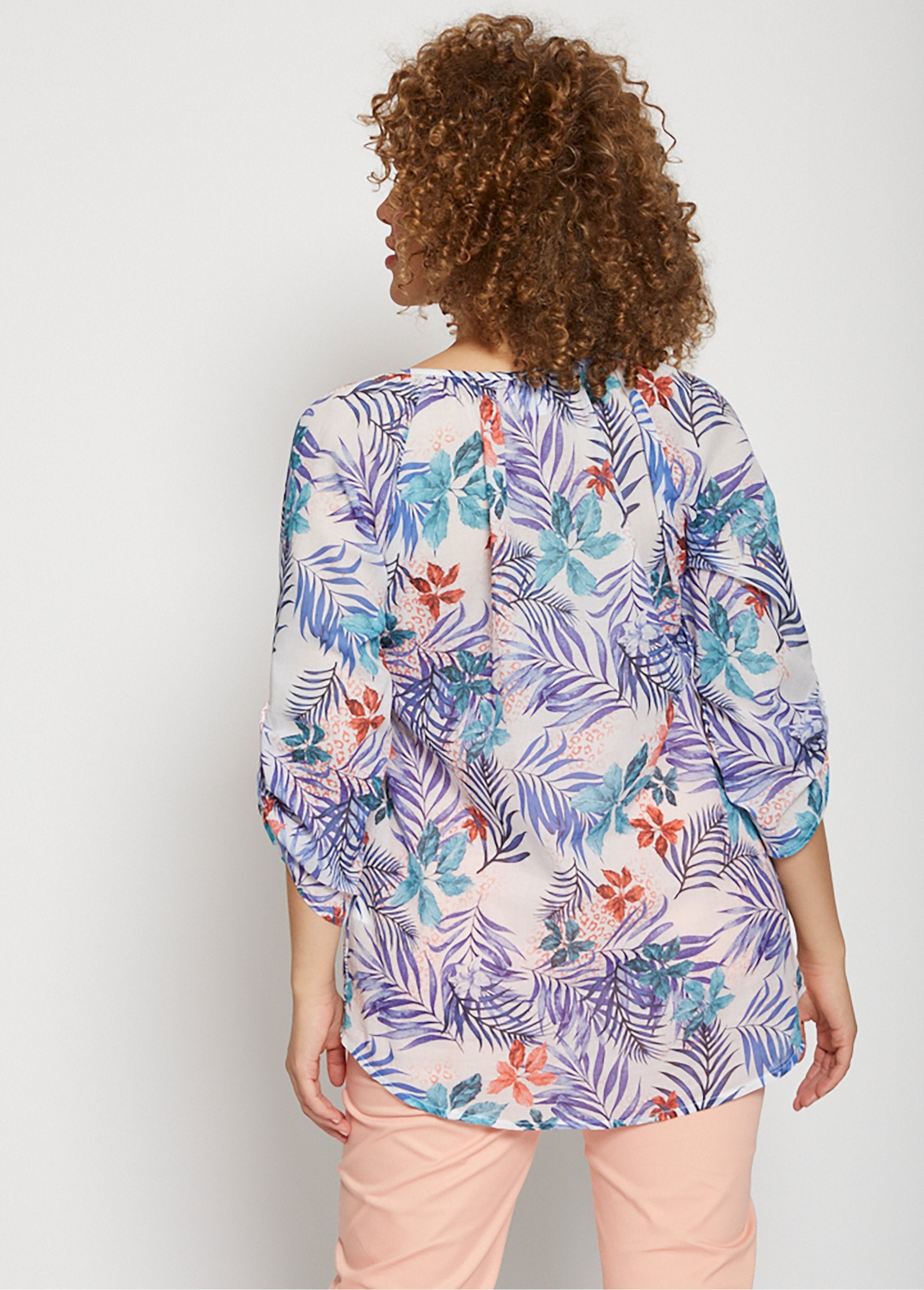 Túnica_larga_y_holgada_con_mangas_3/4_Azul_y_coral_DO1_curvy