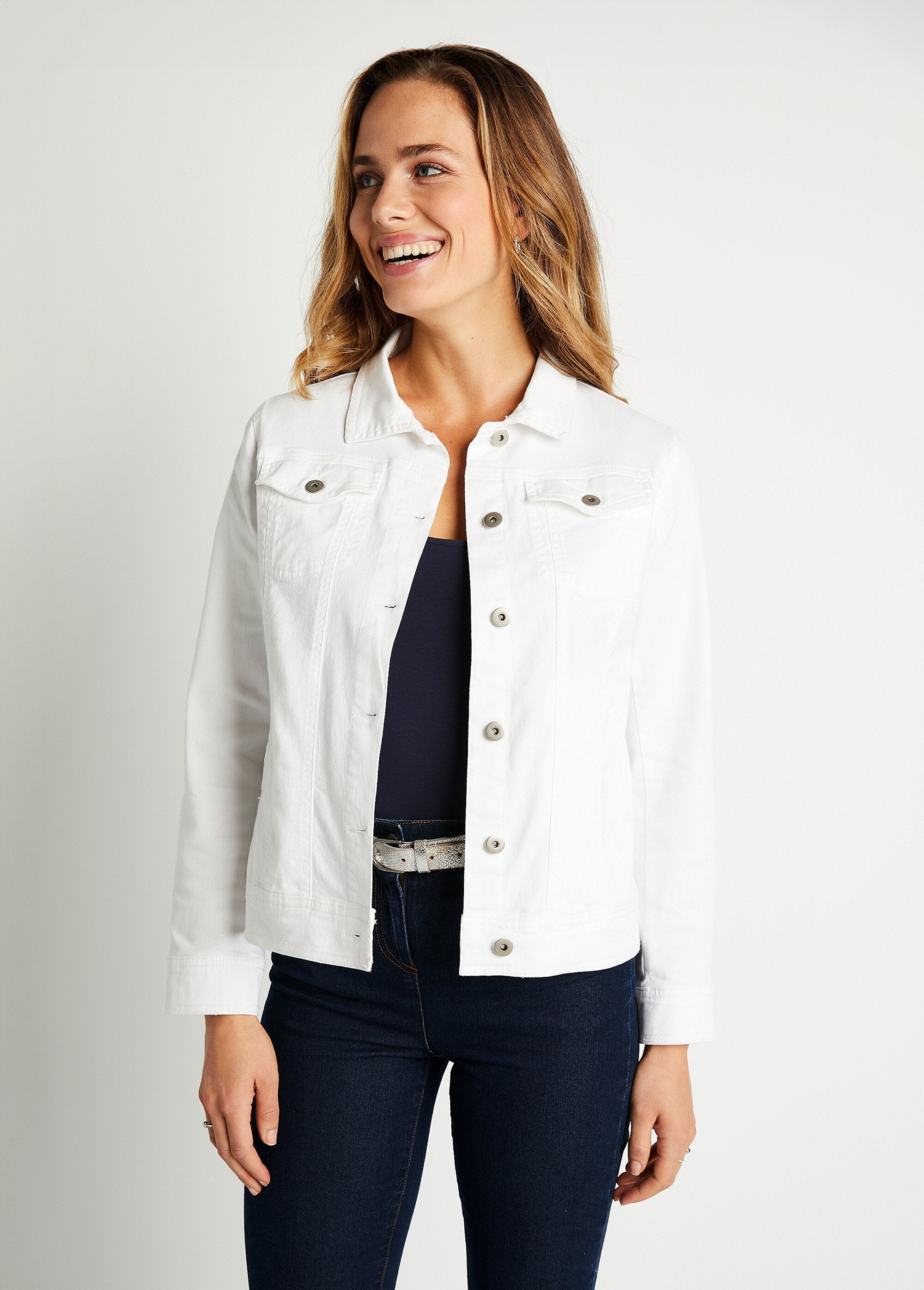 Chaqueta_vaquera_recta_con_botones_Blanco,_Blanca_FA1_slim