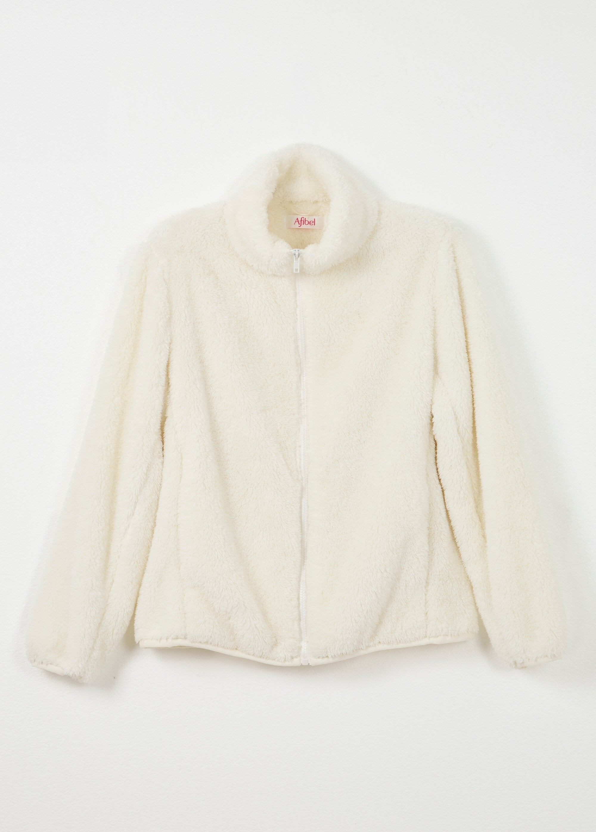 Chaqueta_de_piel_sintética_con_cuello_alto_y_mangas_largas._Crudo_AP1_slim