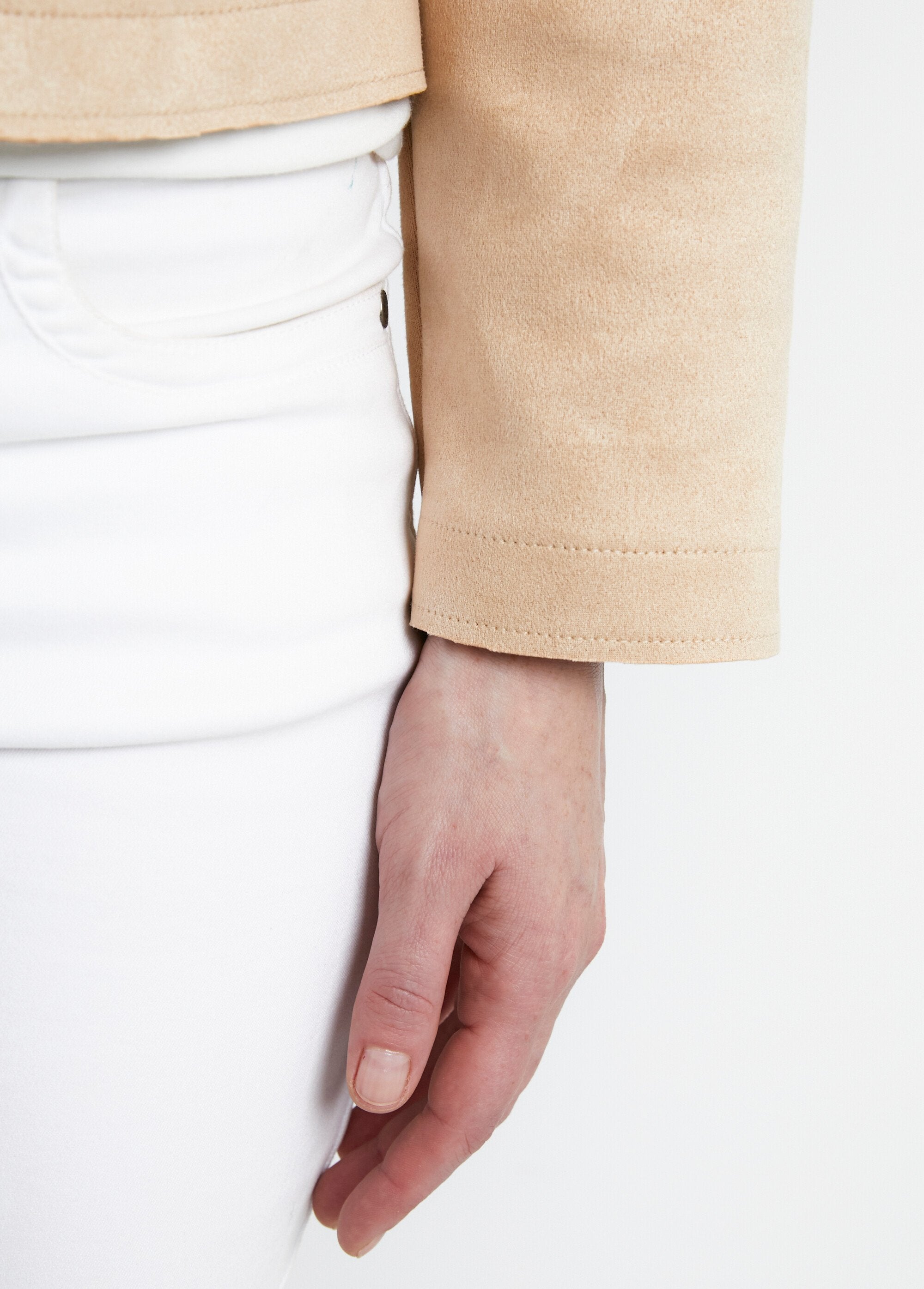 Chaqueta_de_ante_sin_cuello_Arena_DE3_slim