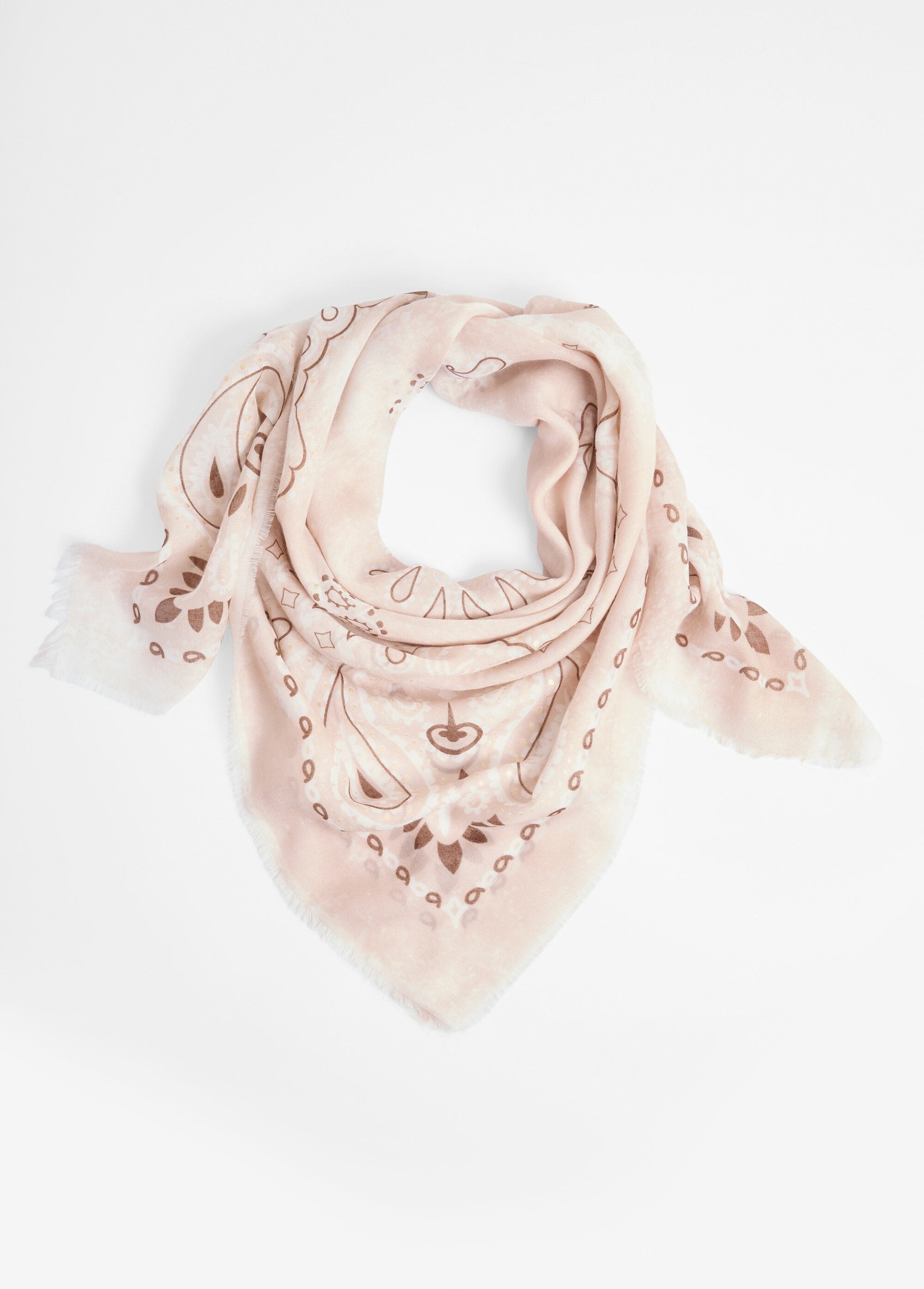 Bufanda_estilo_bandana_con_detalles_metálicos_Beige_FA1_slim