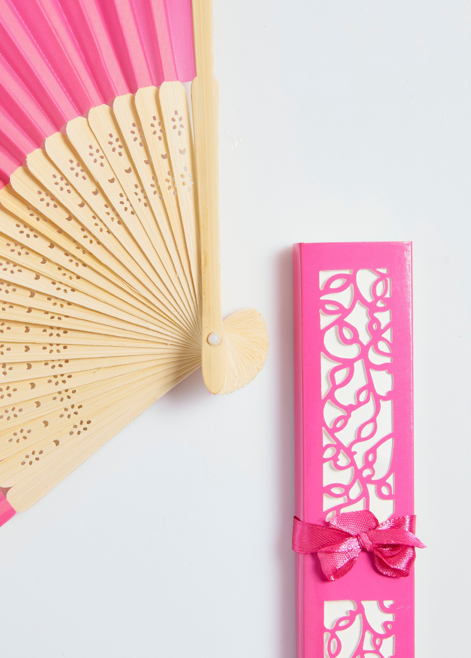 Abanico_de_bambú_y_estuche_de_regalo_Fucsia_DE2_slim