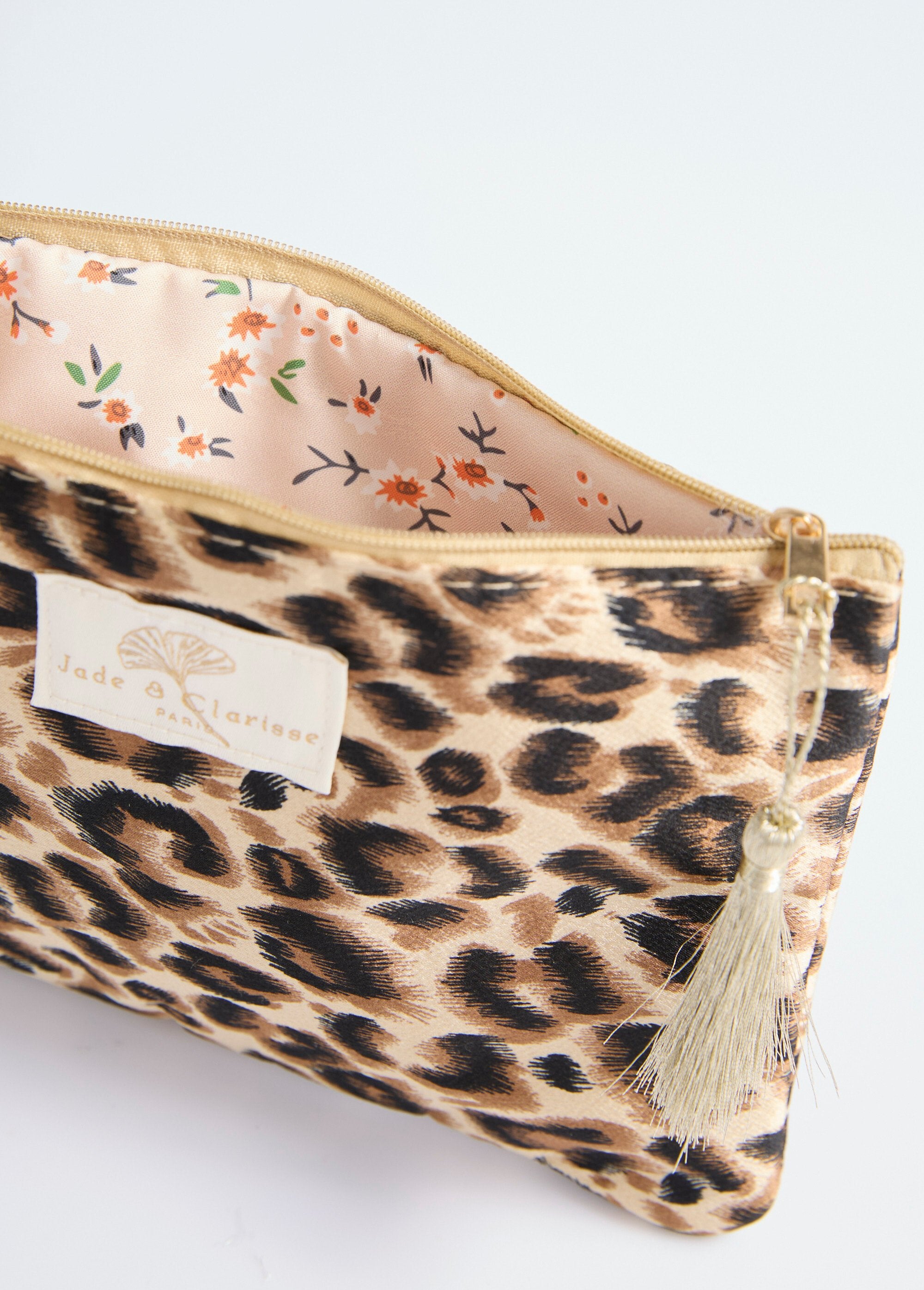 Pequeña_bolsa_de_satén_con_cremallera_y_estampado_de_leopardo_Leopardo_DE1_slim