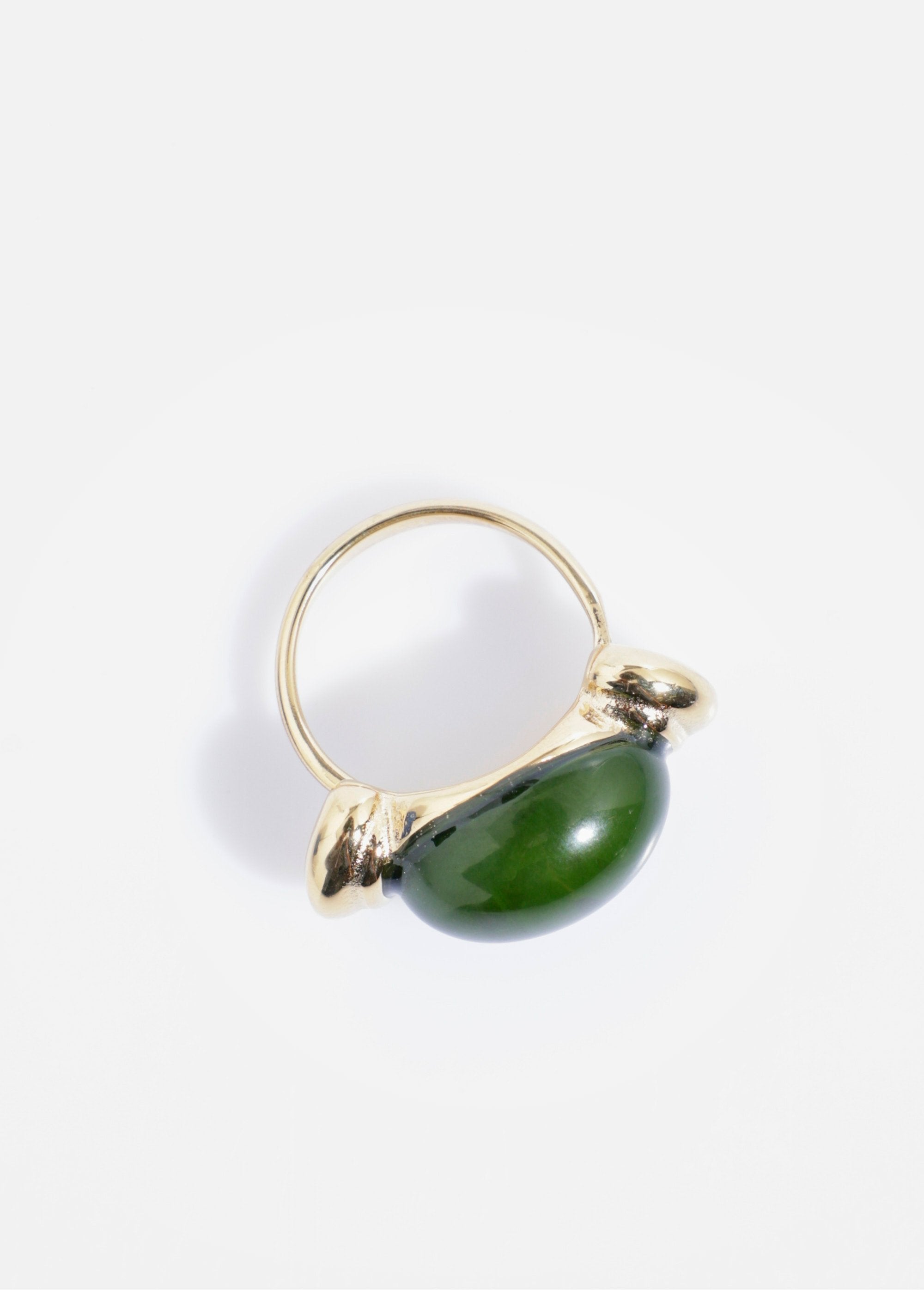 Anillo_de_perlas_de_colores,_acero_inoxidable._Oro_y_verde_FA1_slim