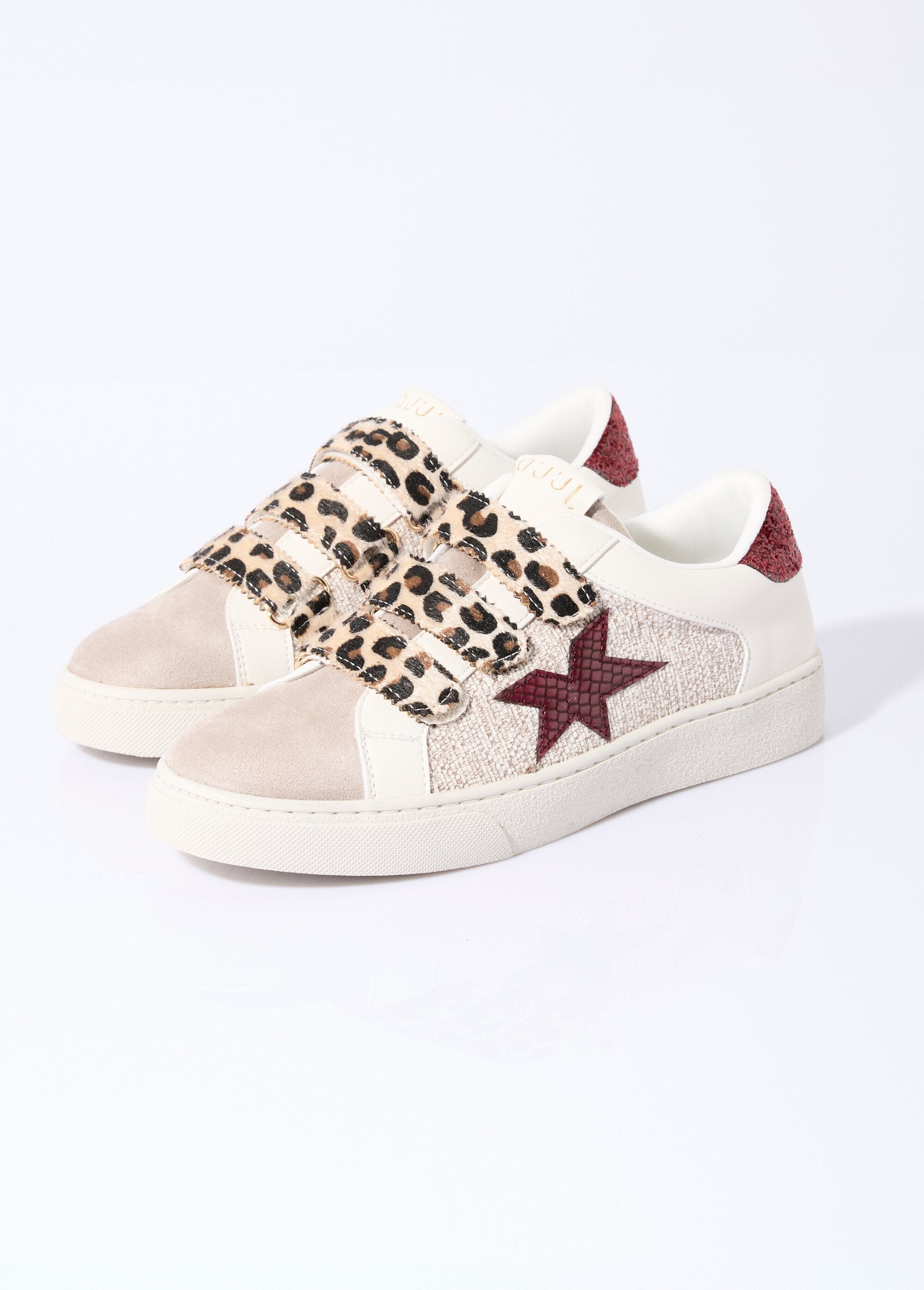 Zapatillas_deportivas_modernas_multimaterial_con_velcro_Beige_y_burdeos_DE1_slim