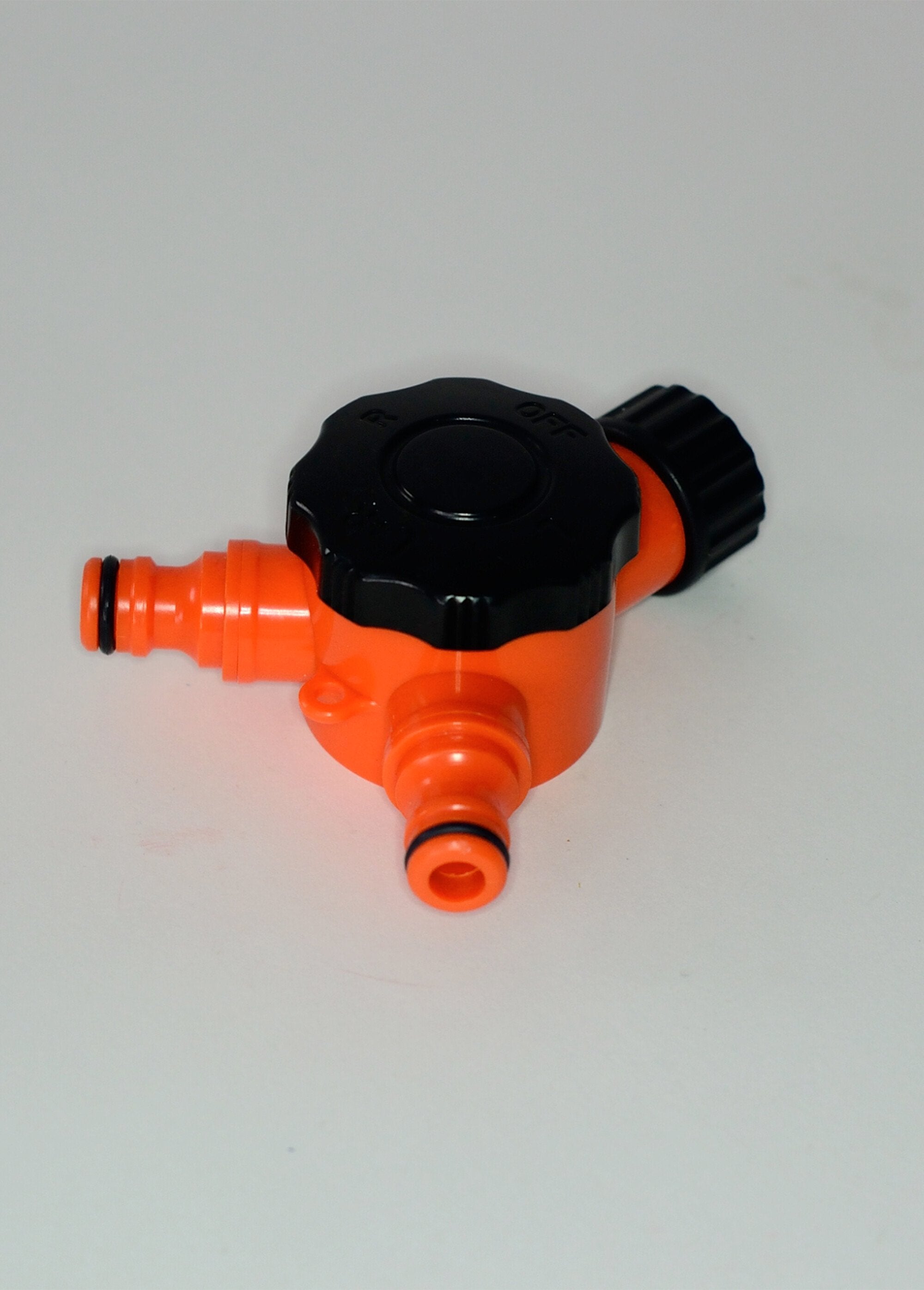 Conector_para_2_mangueras_de_jardín_Orange_FA1_slim