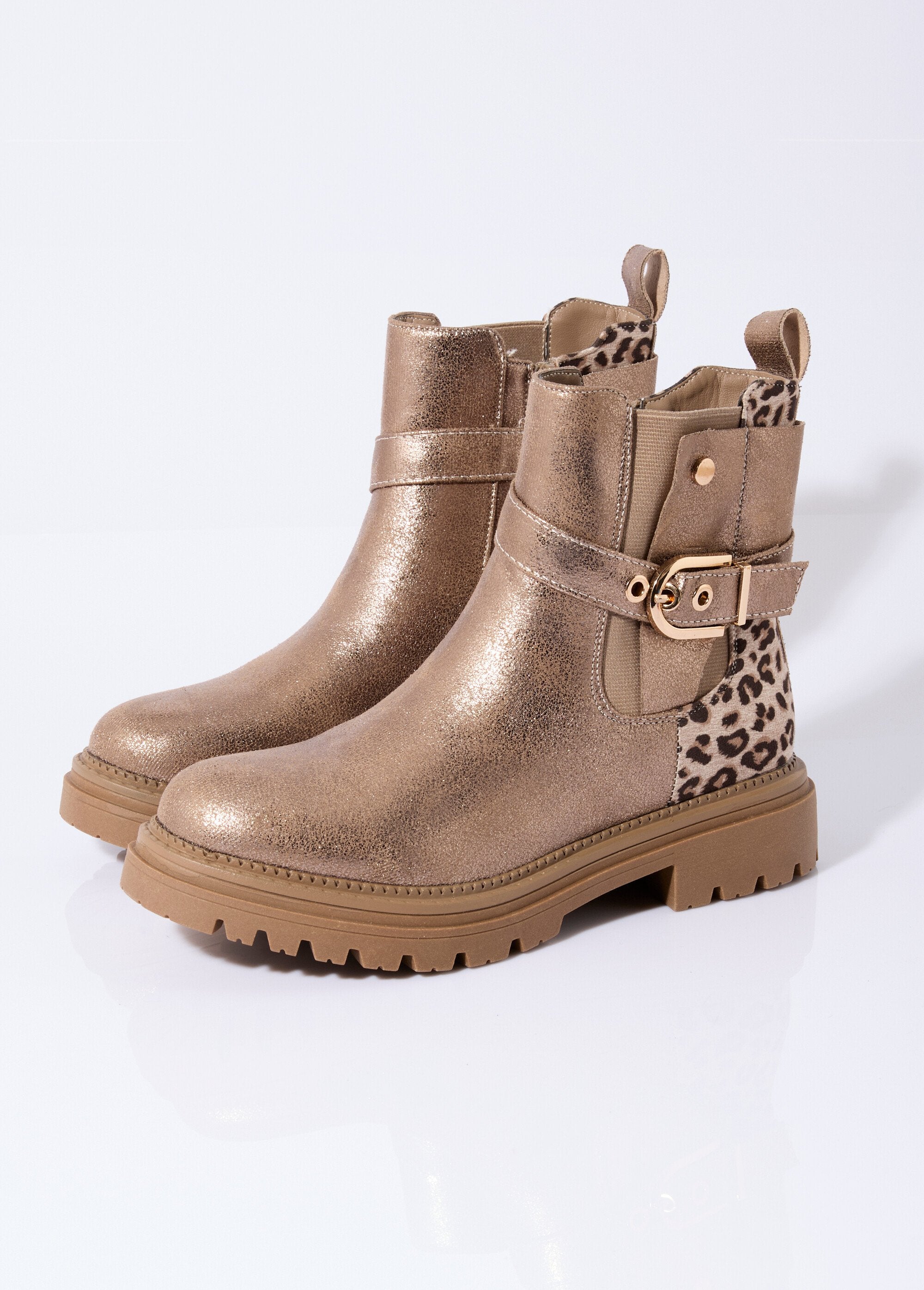 Botines_metalizados_con_detalle_de_leopardo_en_el_talón_Topo_y_leopardo_DE1_slim