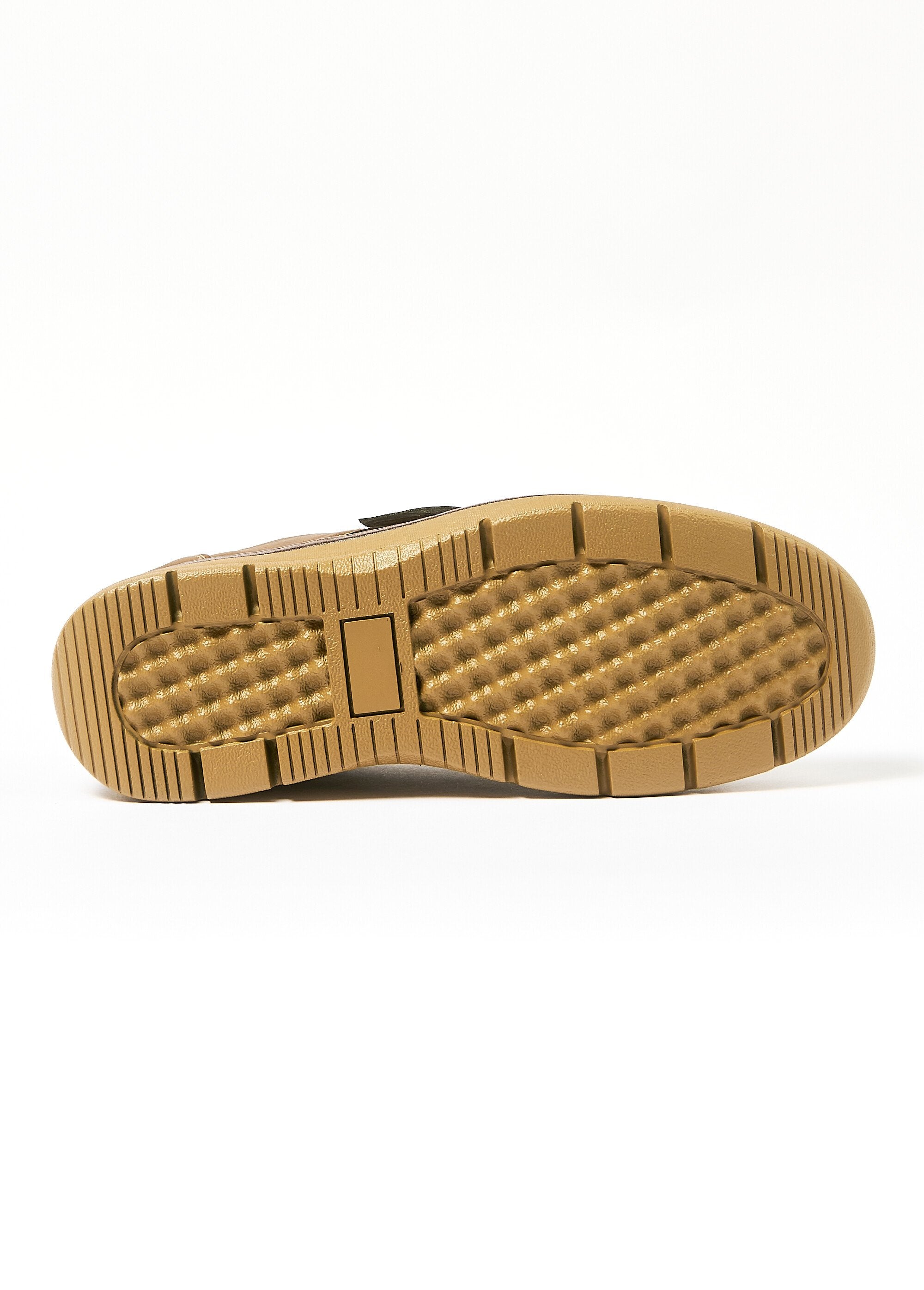 Zapatos_náuticos_con_velcro_camello_UN1_slim