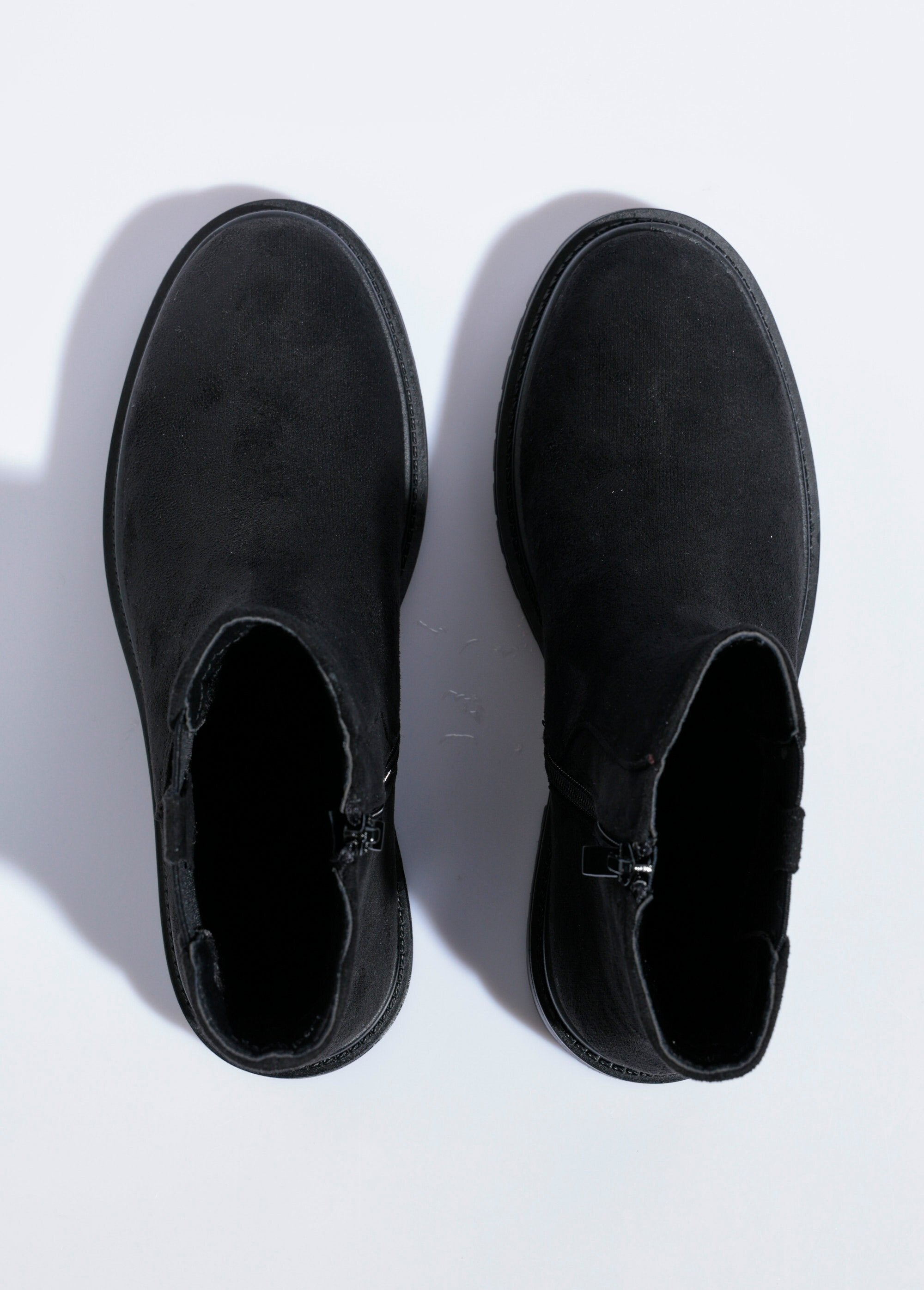 Boots_Chelsea_avec_semelle_crantée_Noir_OV1_slim