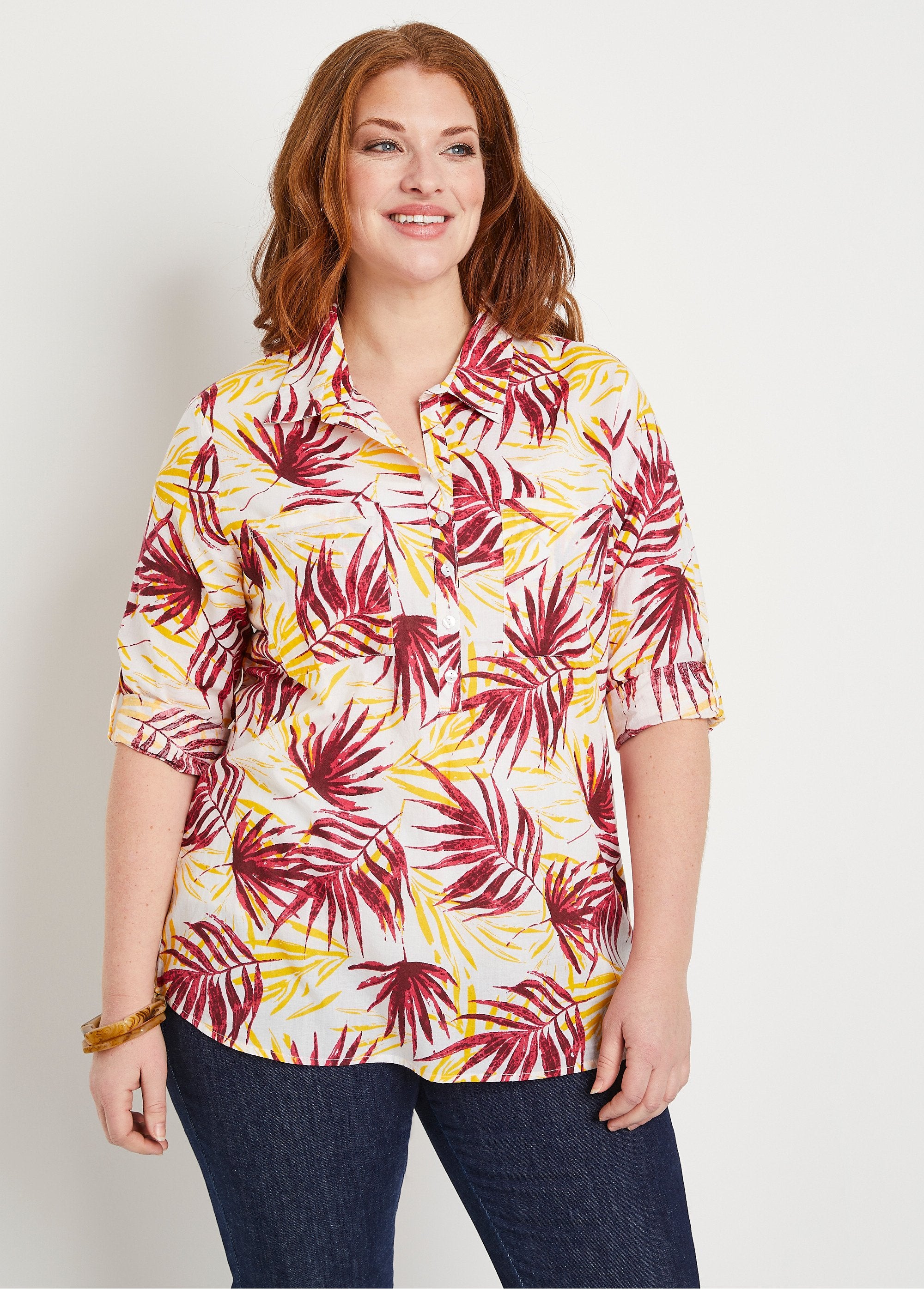 Blusa_larga_de_algodón_estampada_con_botones_Estampado_rojo_FA1_curvy