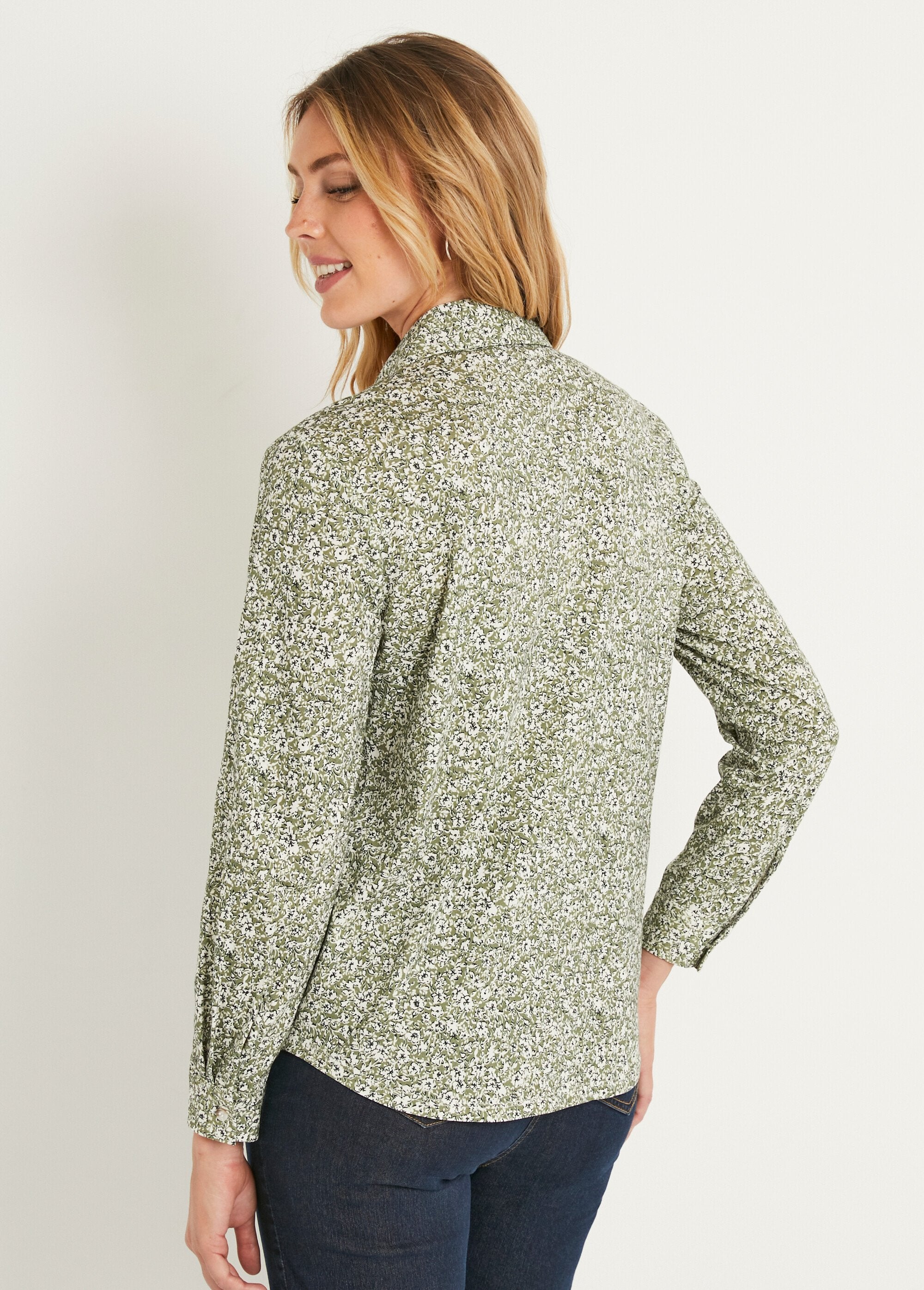 Blusa_recta_de_algodón_con_botones_Vert_DO1_slim