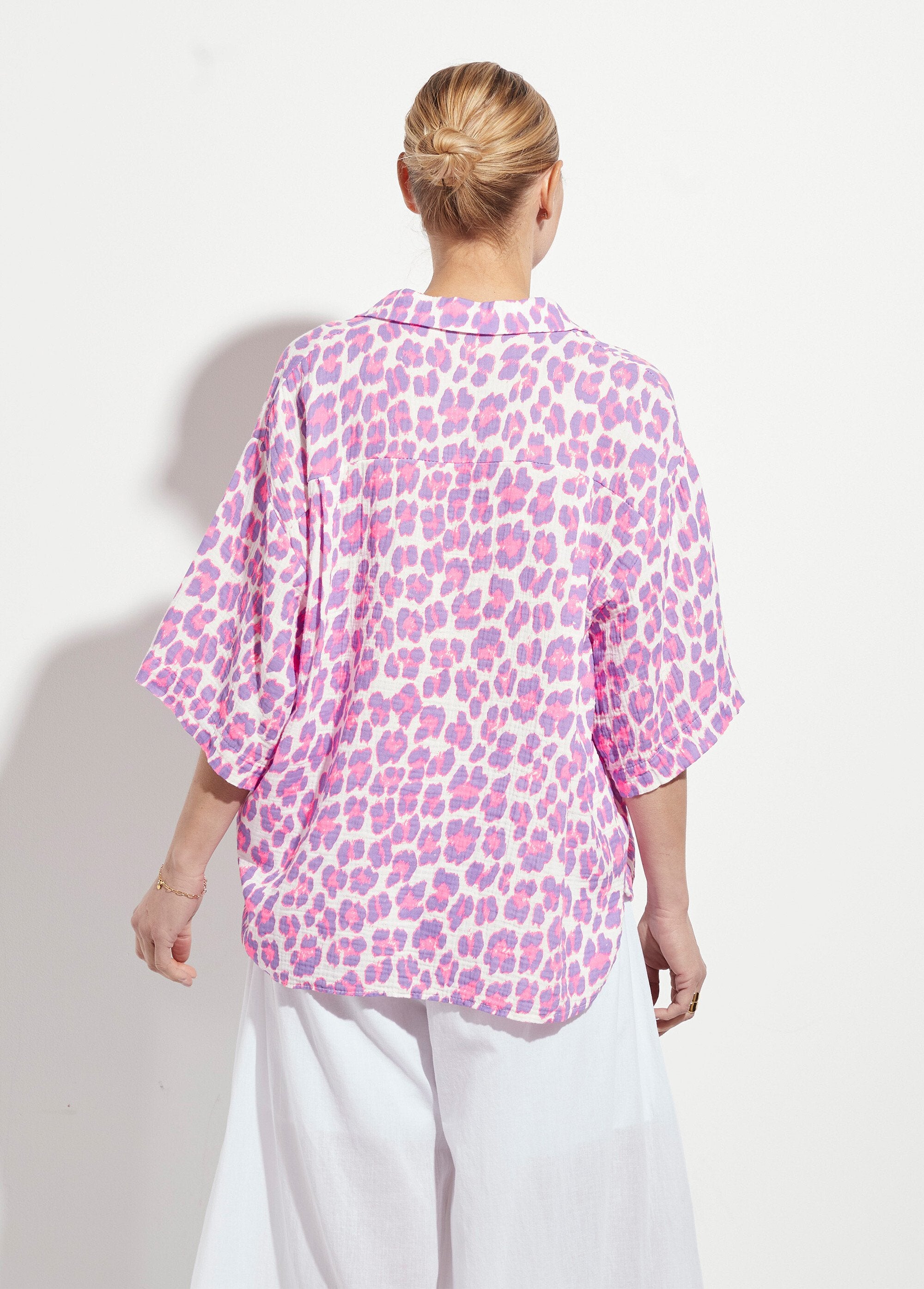 Blusa_de_leopardo_neón_con_mangas_kimono_Púrpura_DO1_slim