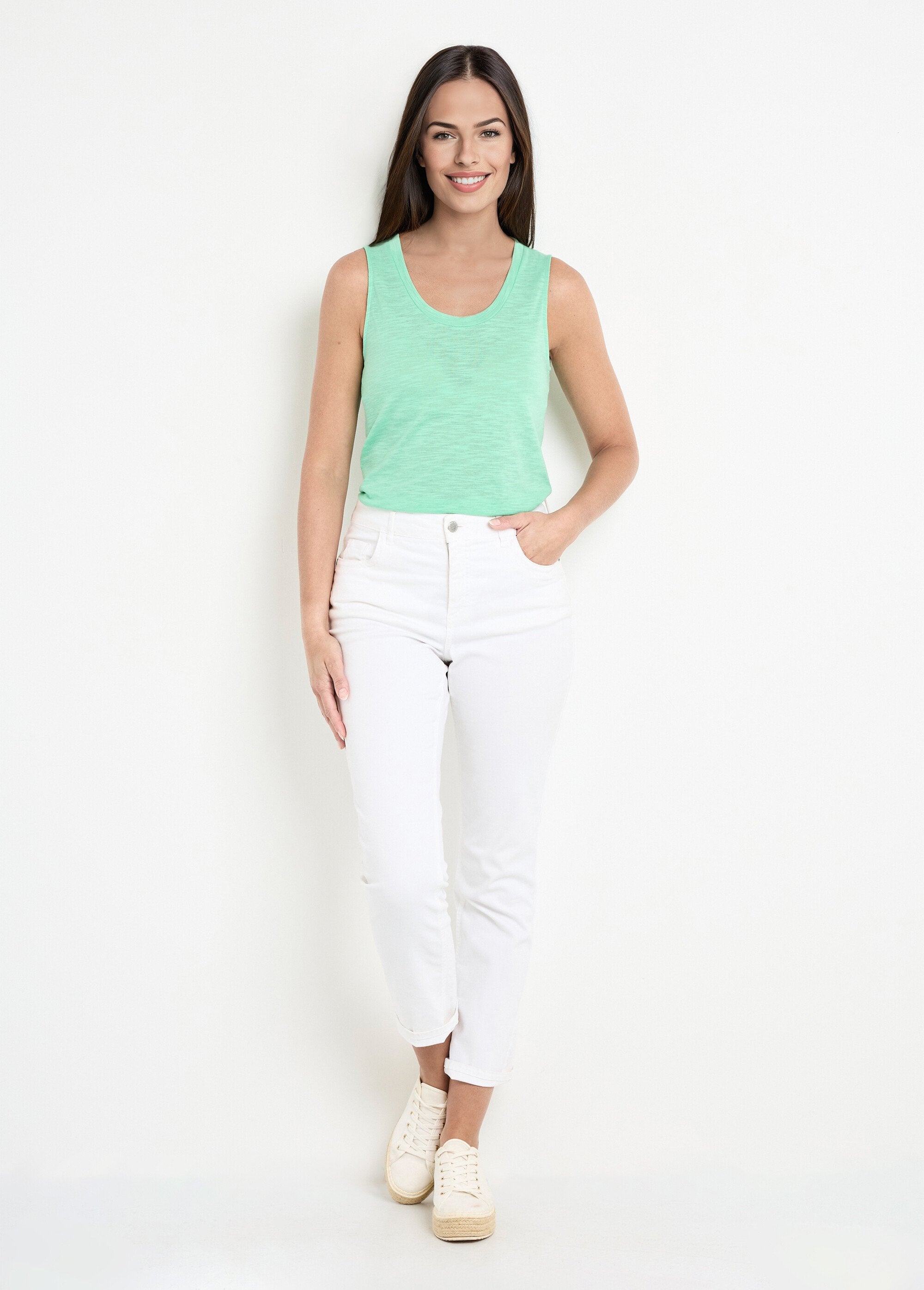 Camiseta_de_tirantes_de_punto_flameado_con_cuello_de_bailarina_Verde_SF1_slim