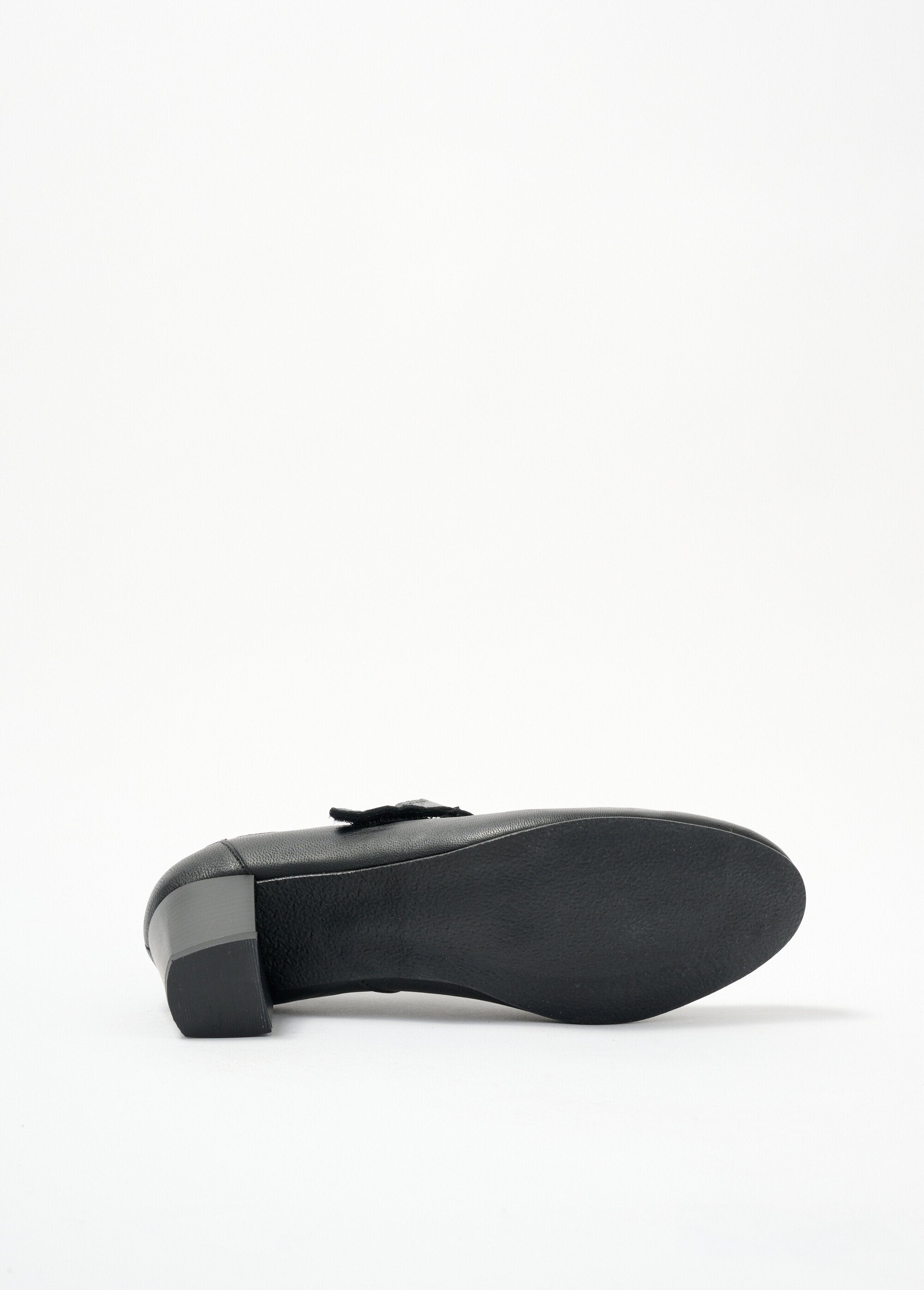 Zapatos_de_tacón_de_ancho_cómodo_con_cierre_de_velcro_en_piel_Noir_UN1_slim