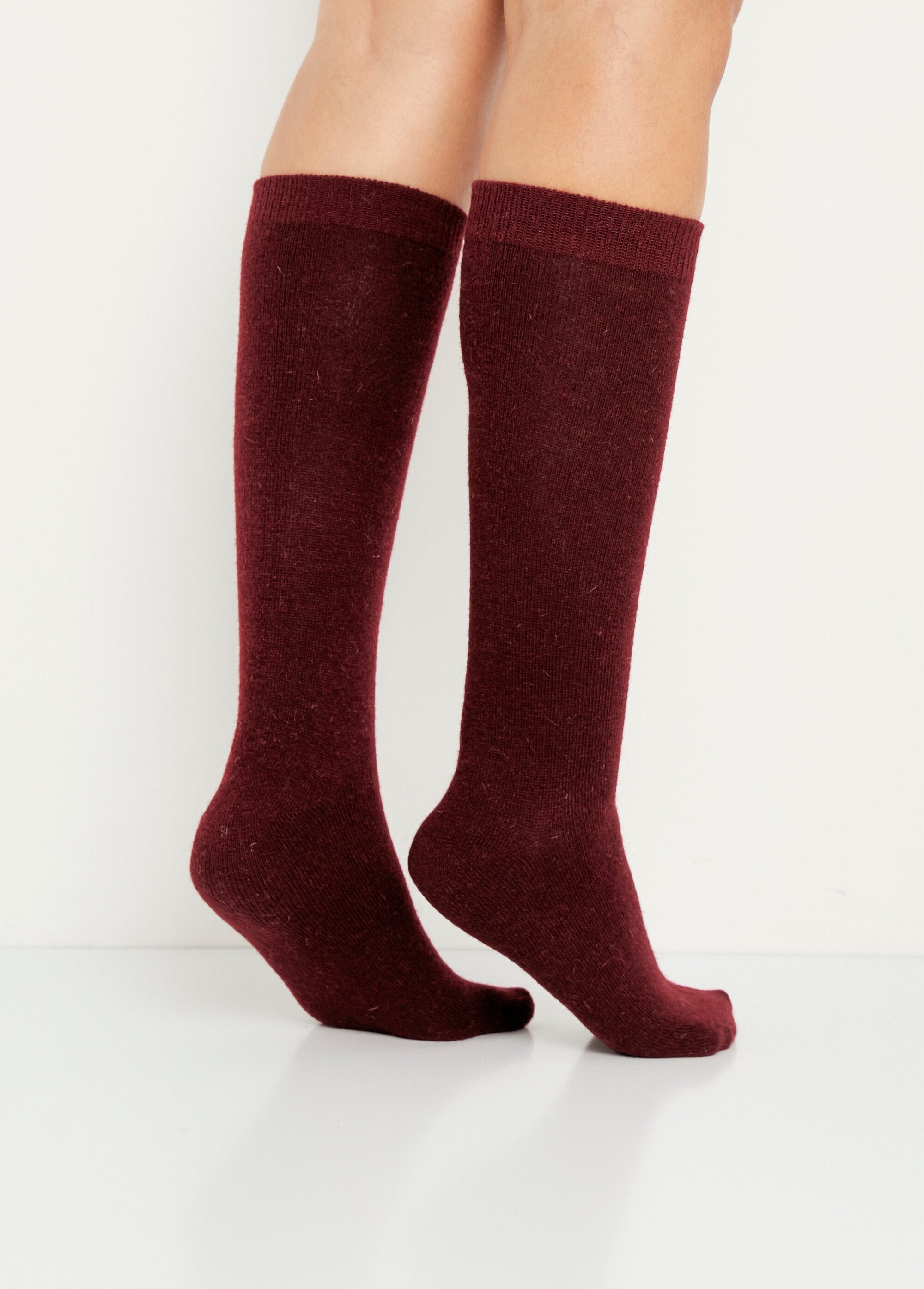 Calcetines_cálidos_de_lana_y_angora_Burdeos_DO1_slim