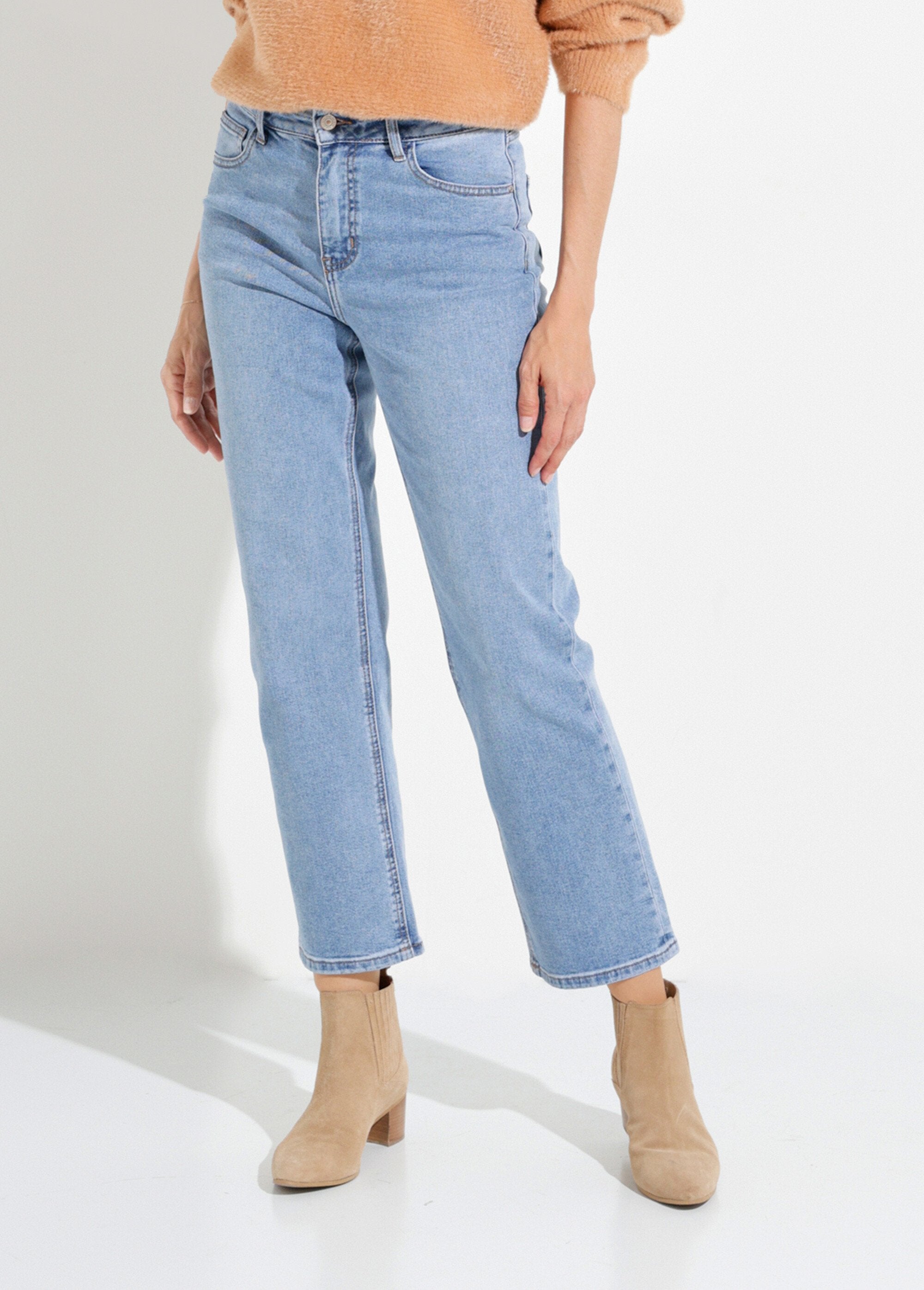 Jean_droit_5_poches,_spécial_PETITE_Denim_moyen_FA1_slim