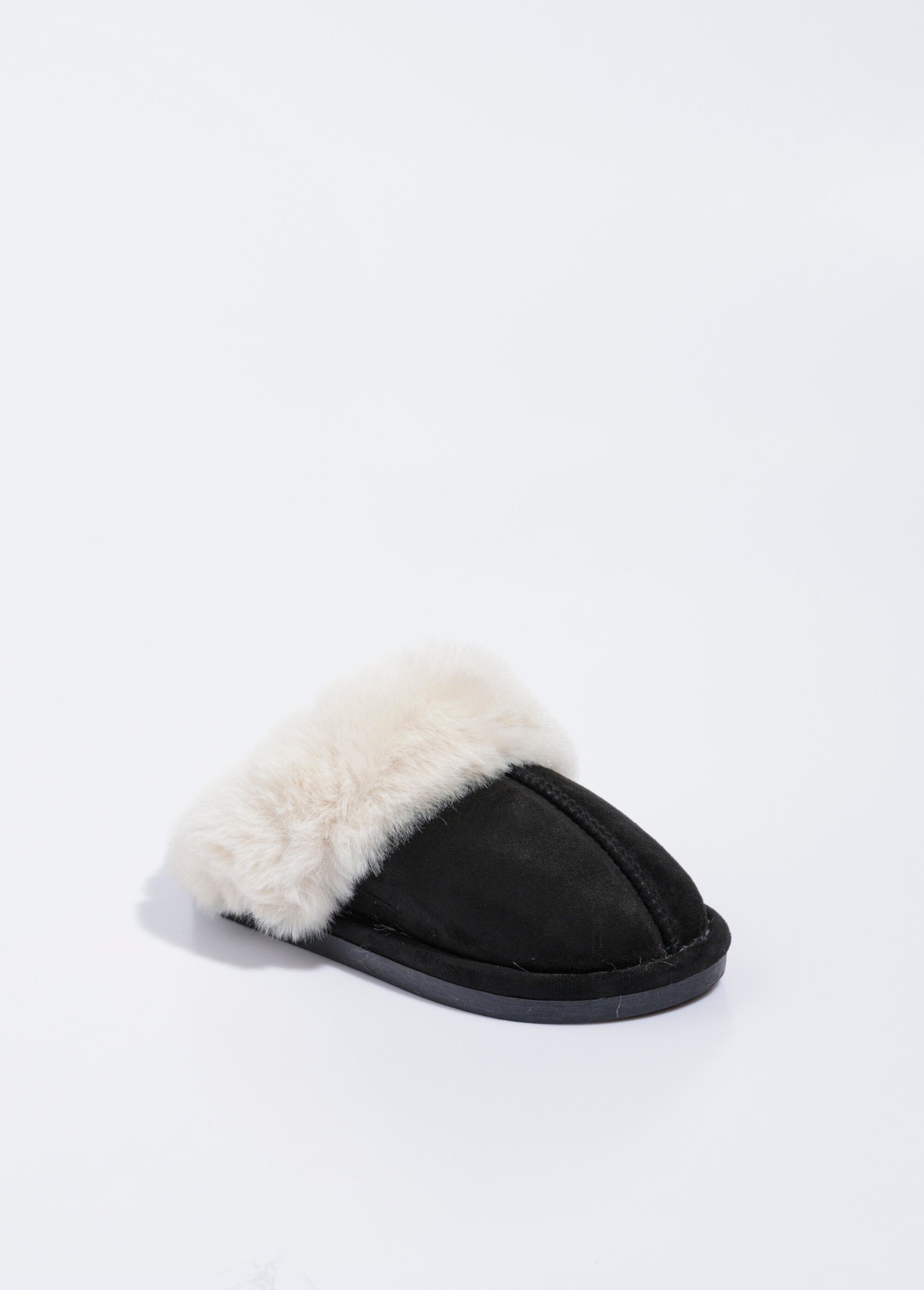 Zapatillas_tipo_mulas_Negro_FA1_slim
