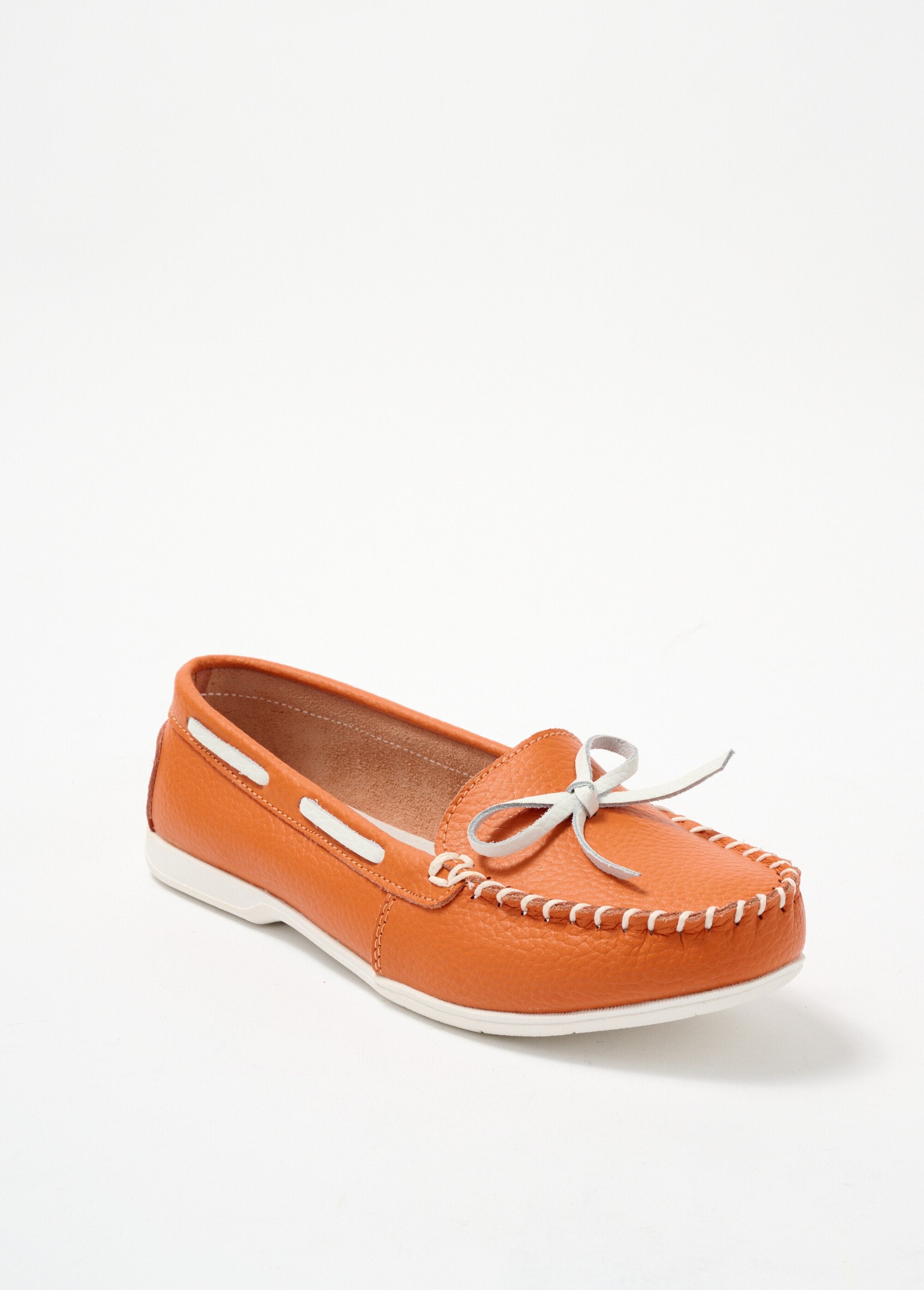 Mocasín_estilo_náutico_naranja_FA1_slim