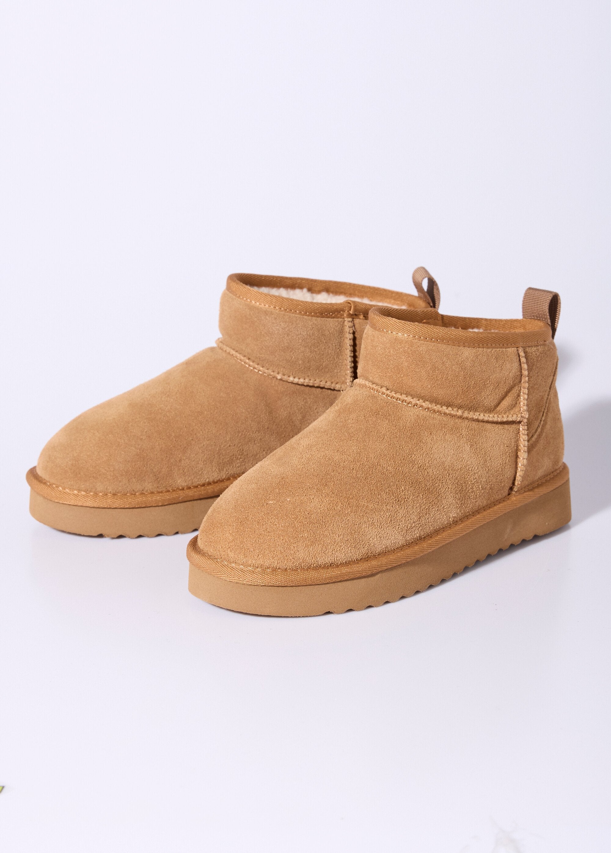 Botas_bajas_forradas_de_piel_con_suela_de_cuña_camello_DE1_slim