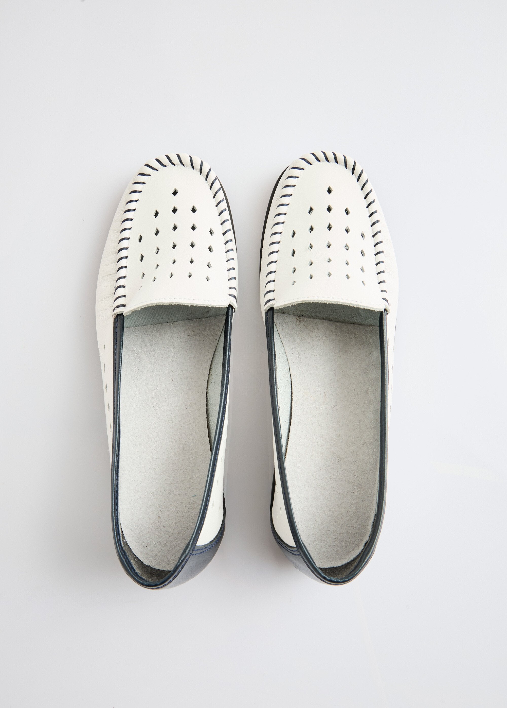 Mocasines_anchos_confort_de_piel_suave_Blanco,_Blanca_OV1_slim