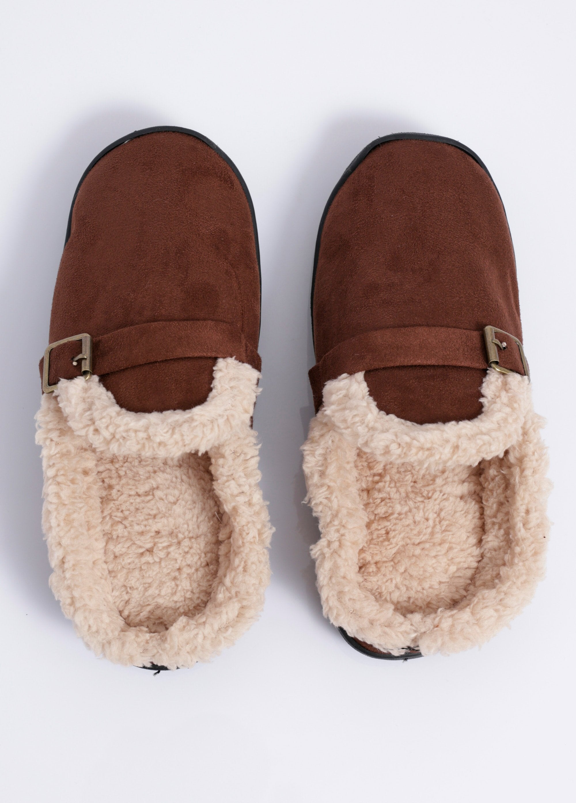 Mules_antideslizantes_con_forro_de_ante_Castaño_OV1_slim