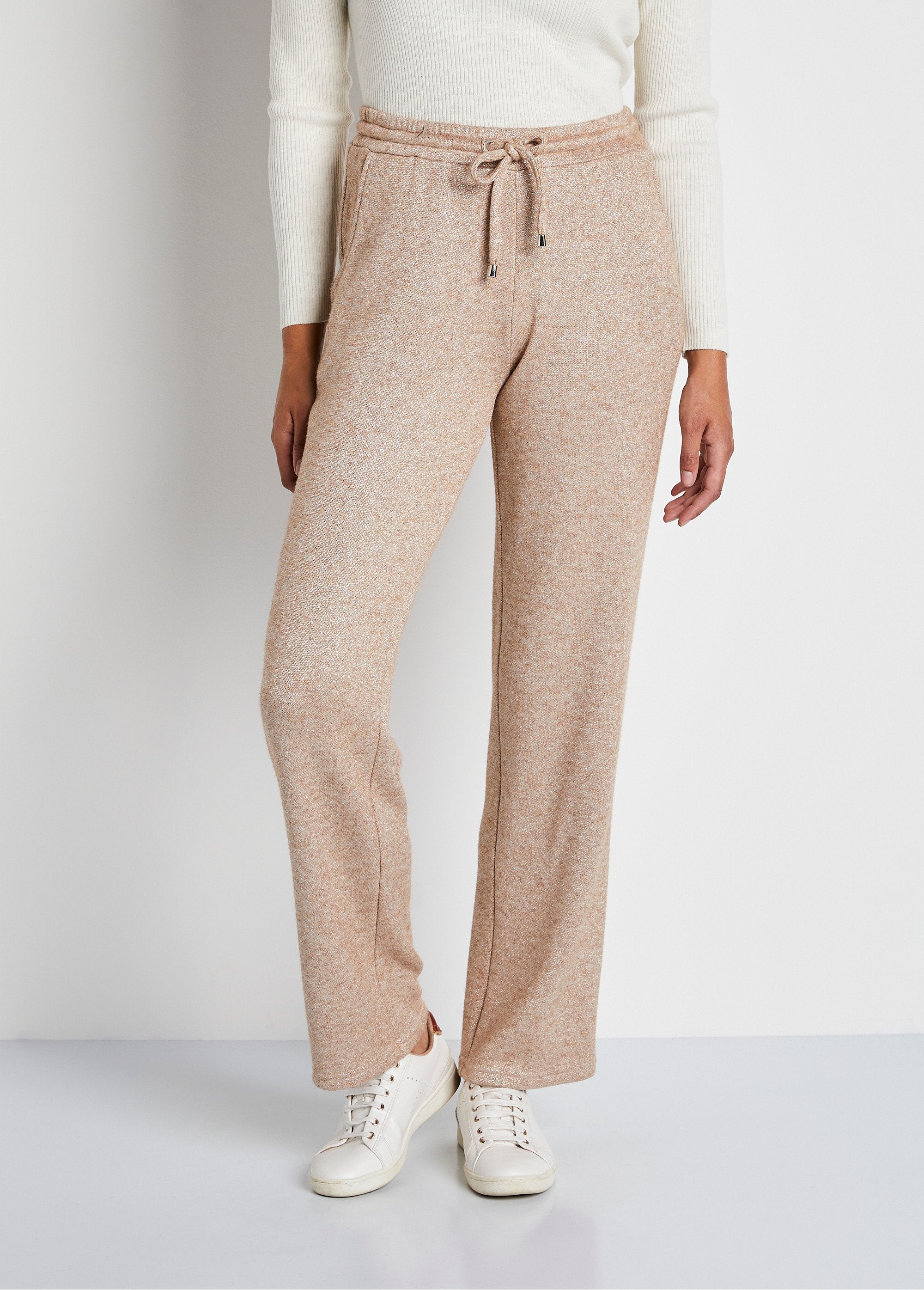 Pantalón_jogging_punto_brillo_Beige_iridiscente_FA1_slim