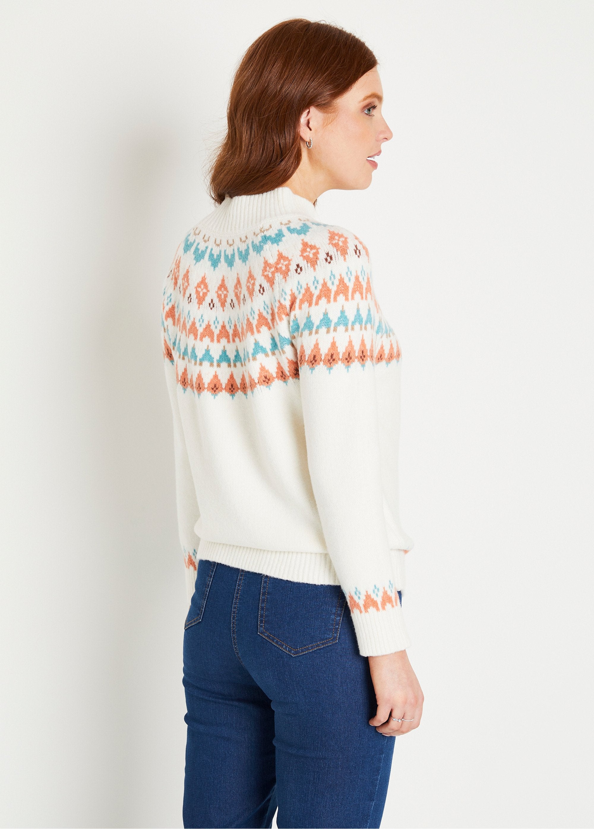 Cálido_jersey_corto_con_cuello_alto_en_jacquard_soleado_Ecru_et_aqua_DO1_slim