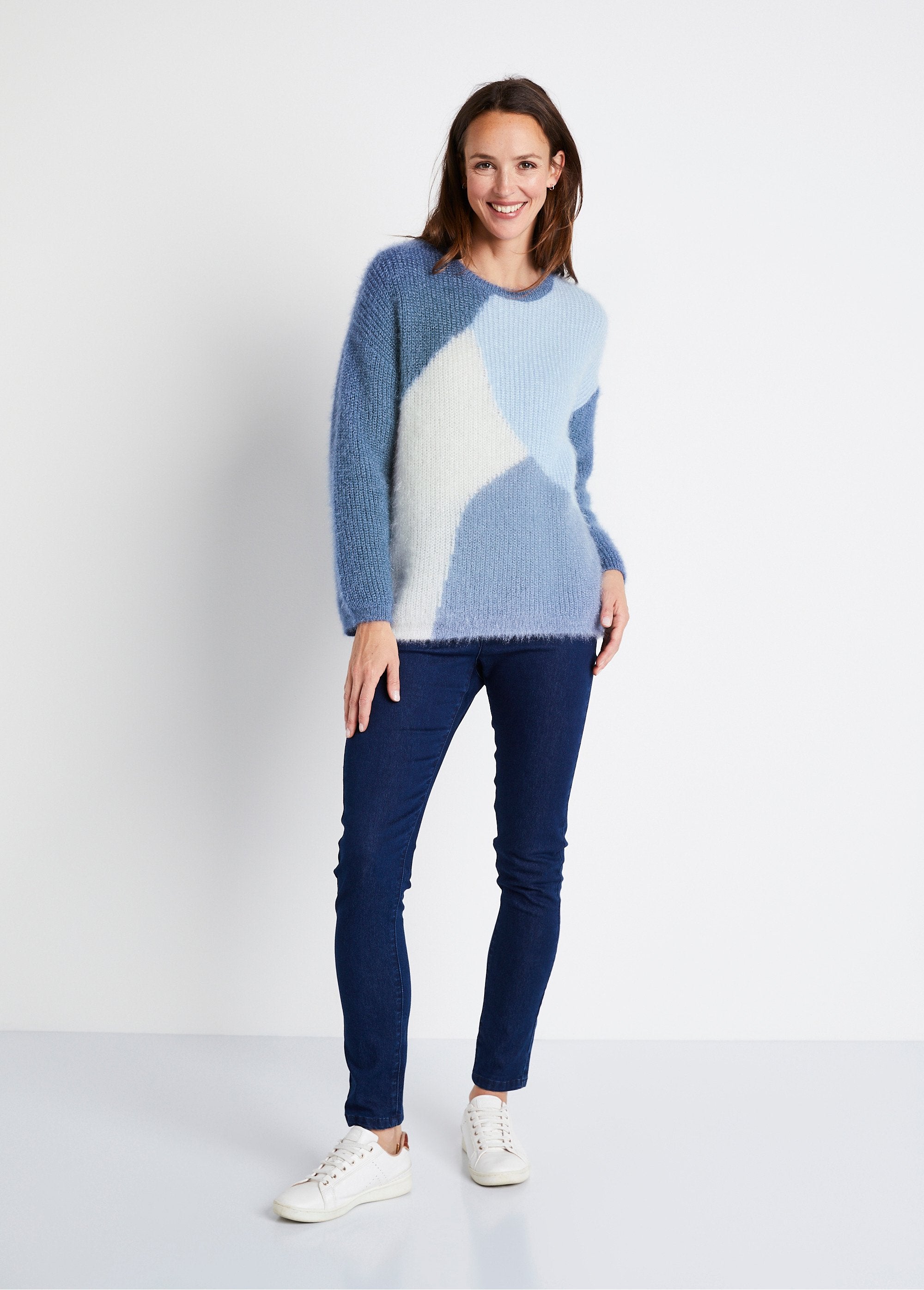 Jersey_de_punto_peludo_con_bloques_de_color_suave_Azul_y_crudo_SF1_slim