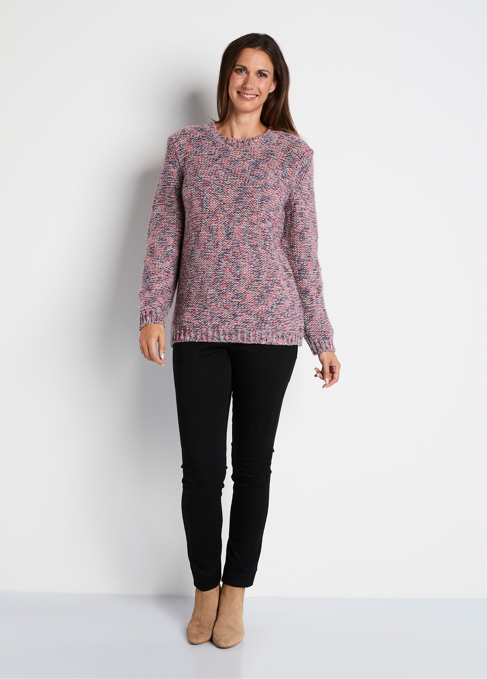 Jersey_mouliné_de_lana_y_alpaca_con_cuello_redondo_rosa_y_gris_SF1_slim